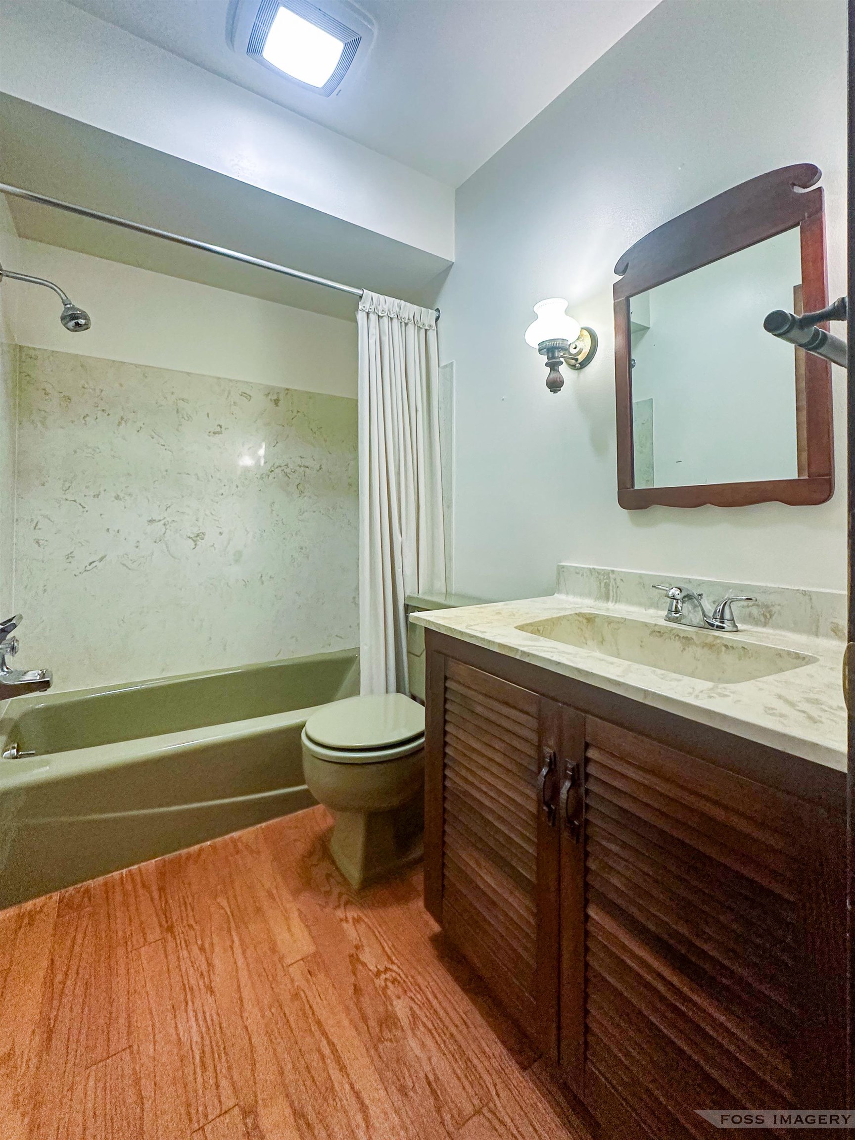 1813 Countryside Drive