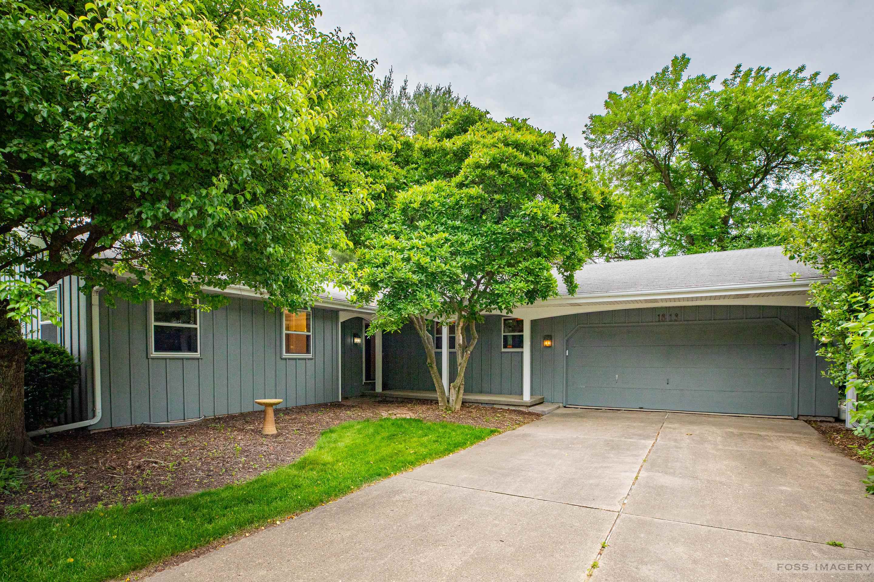 1813 Countryside Drive