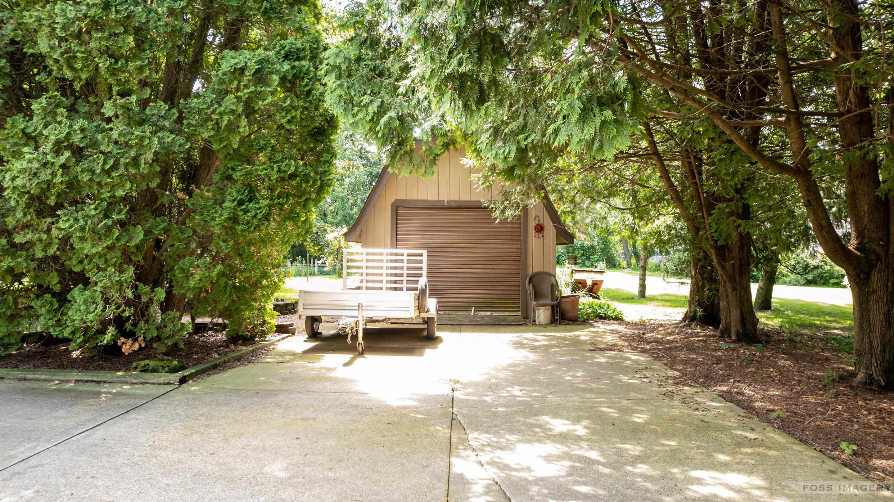 4946 Hickory Trail