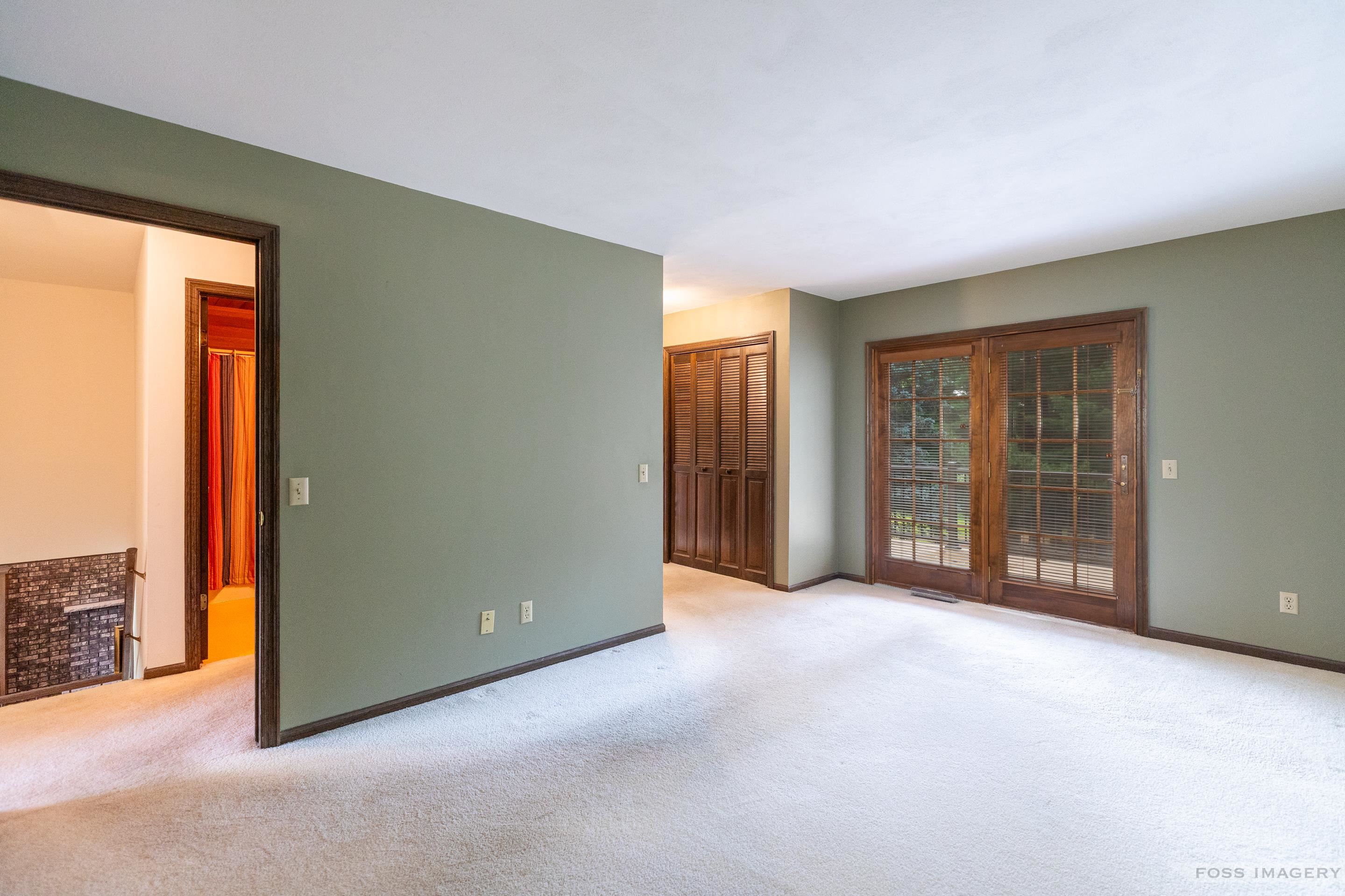 4946 Hickory Trail