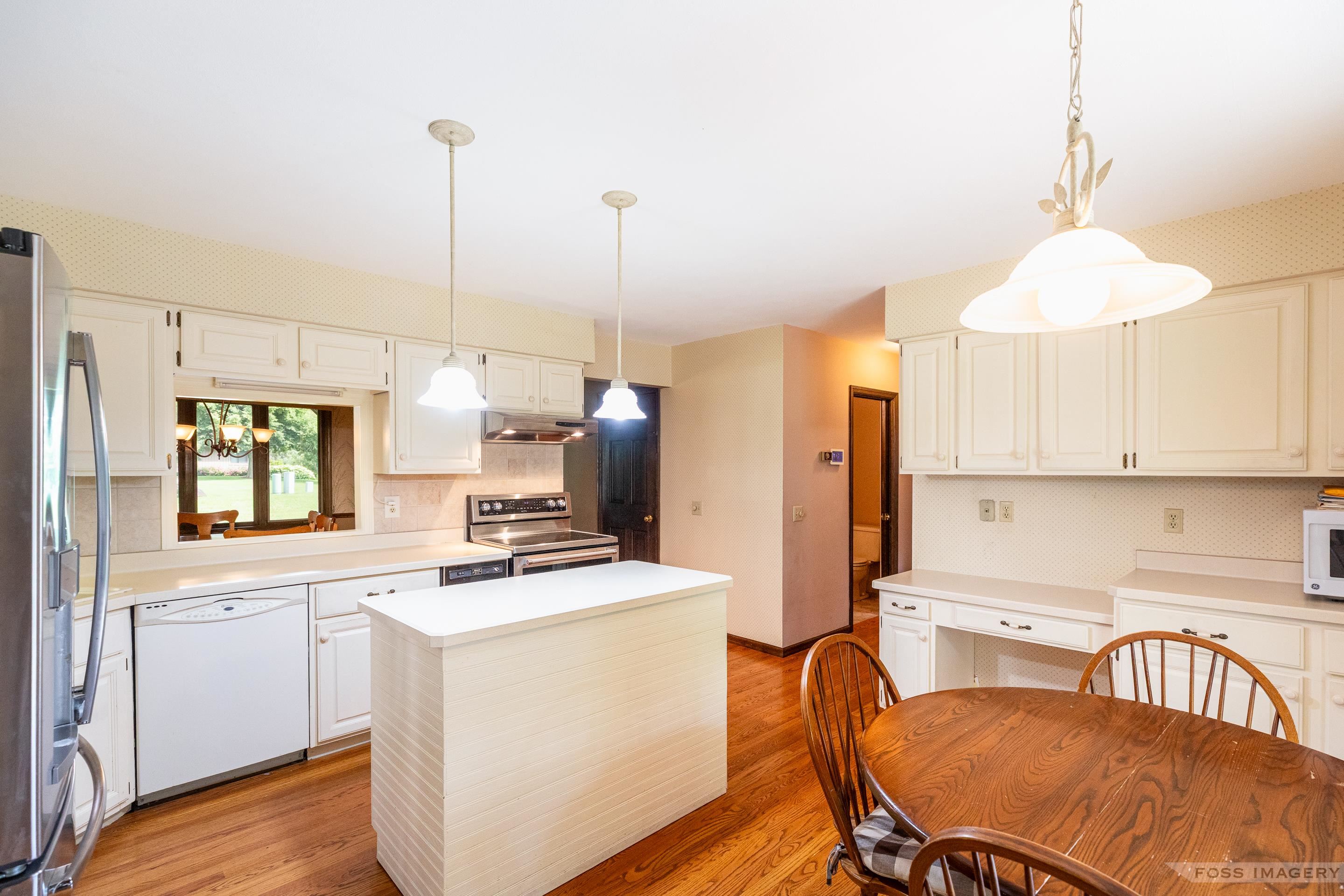 4946 Hickory Trail