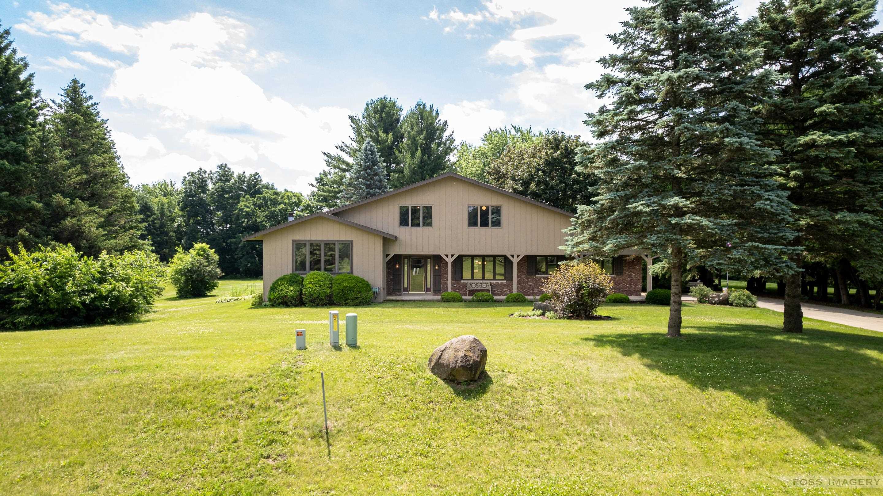 4946 Hickory Trail