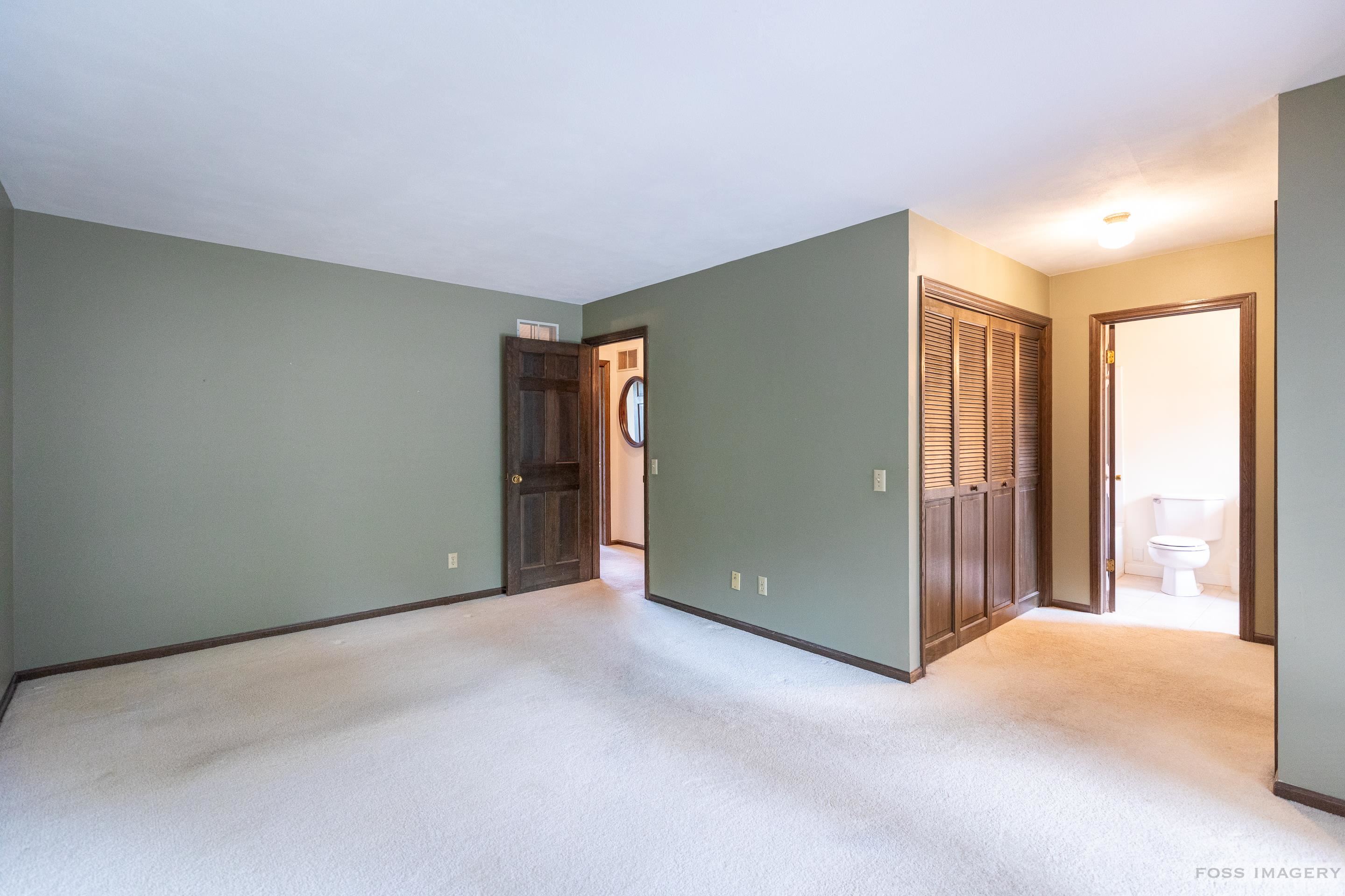 4946 Hickory Trail