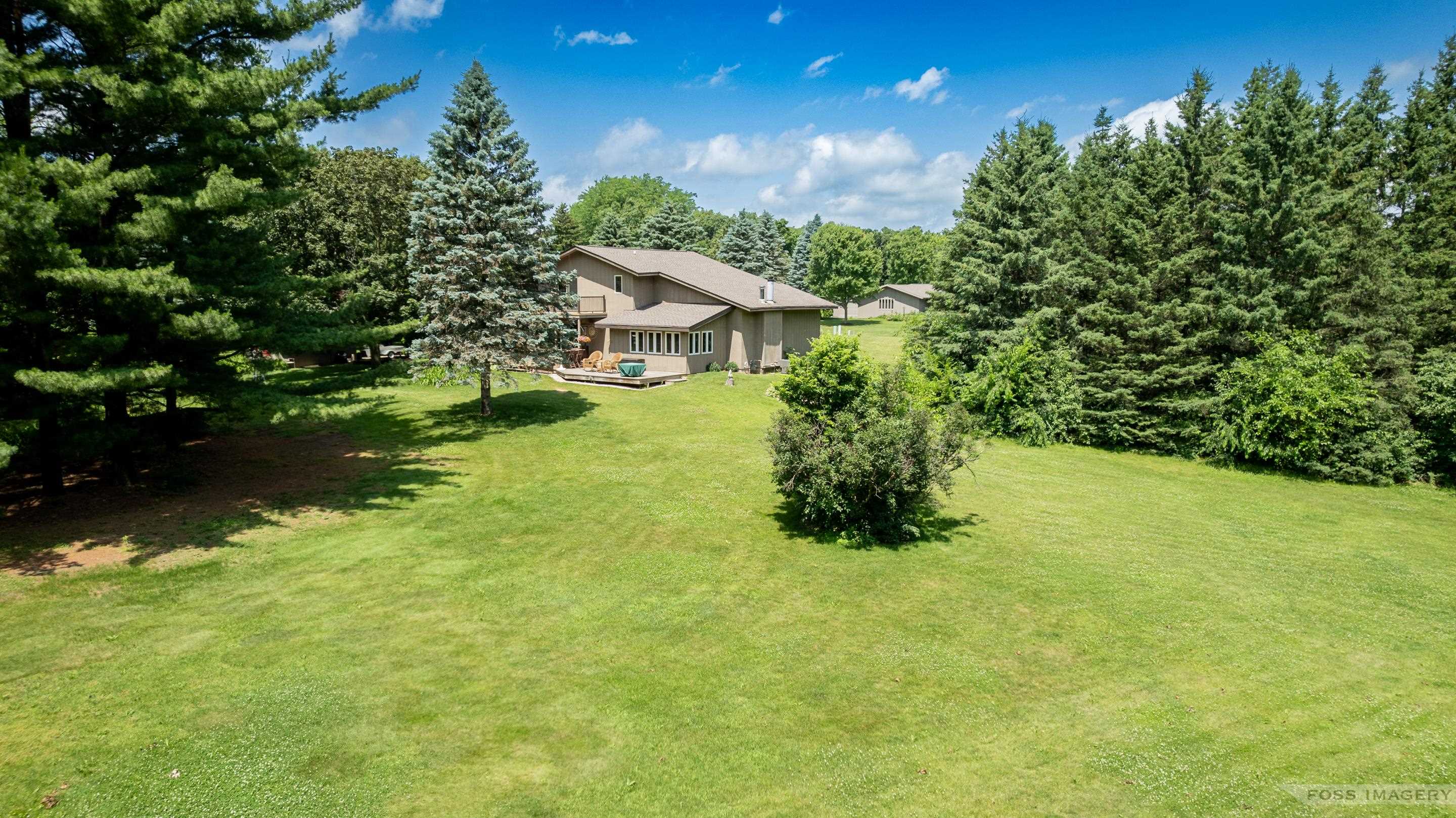 4946 Hickory Trail