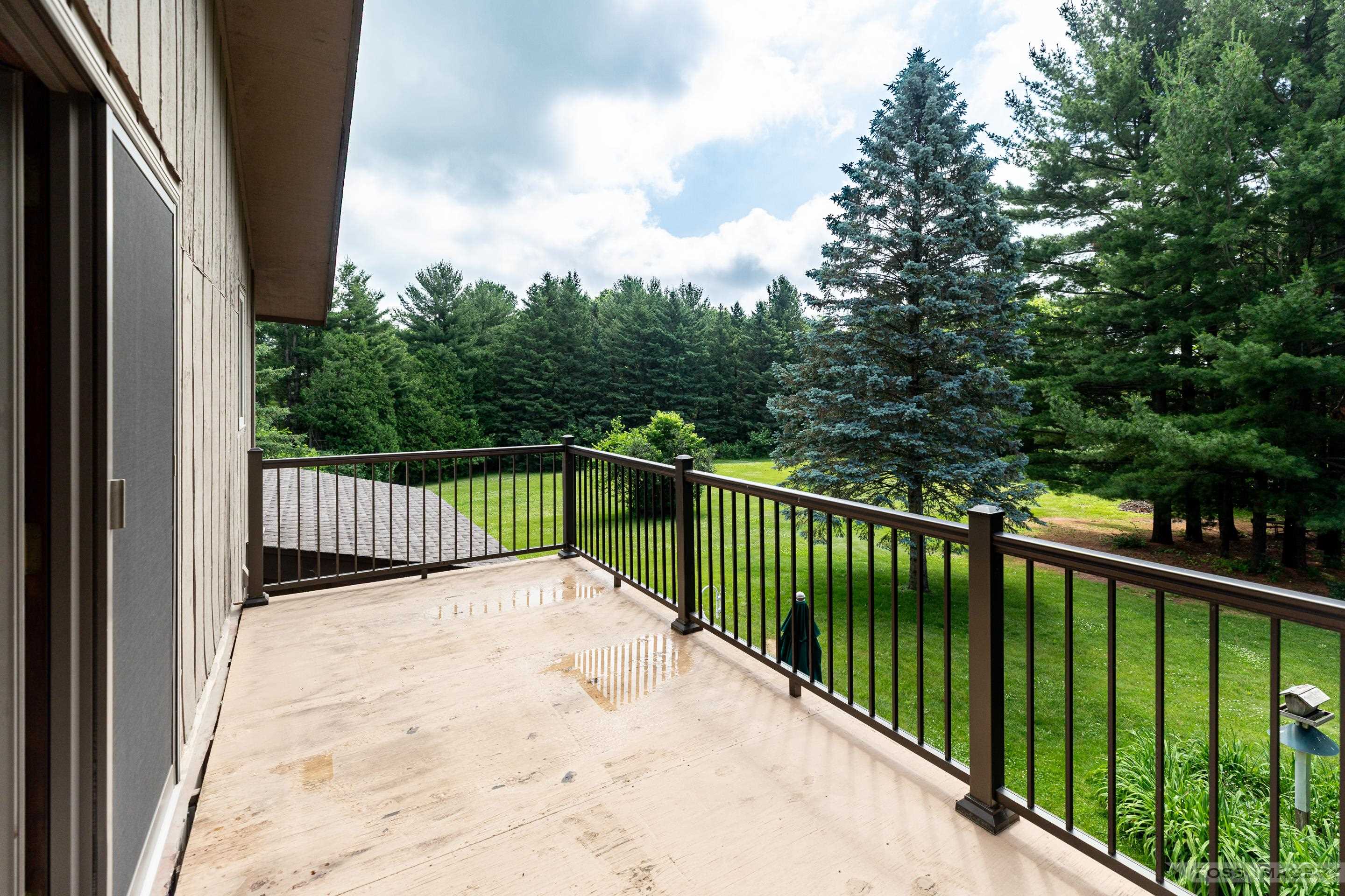 4946 Hickory Trail