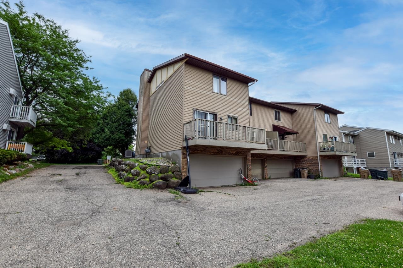 1114 Gammon Lane