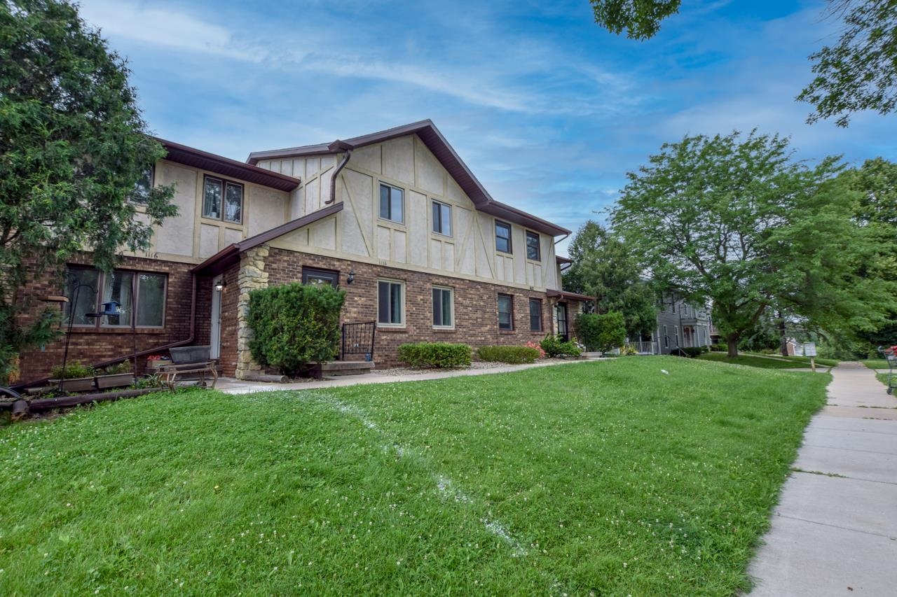 1114 Gammon Lane