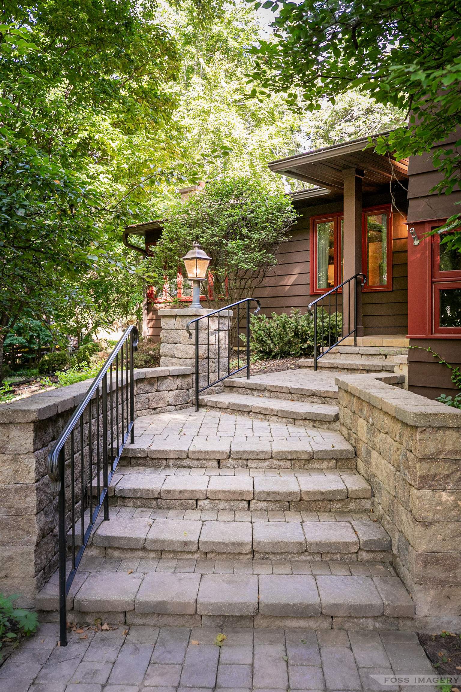 810 Woodward Drive