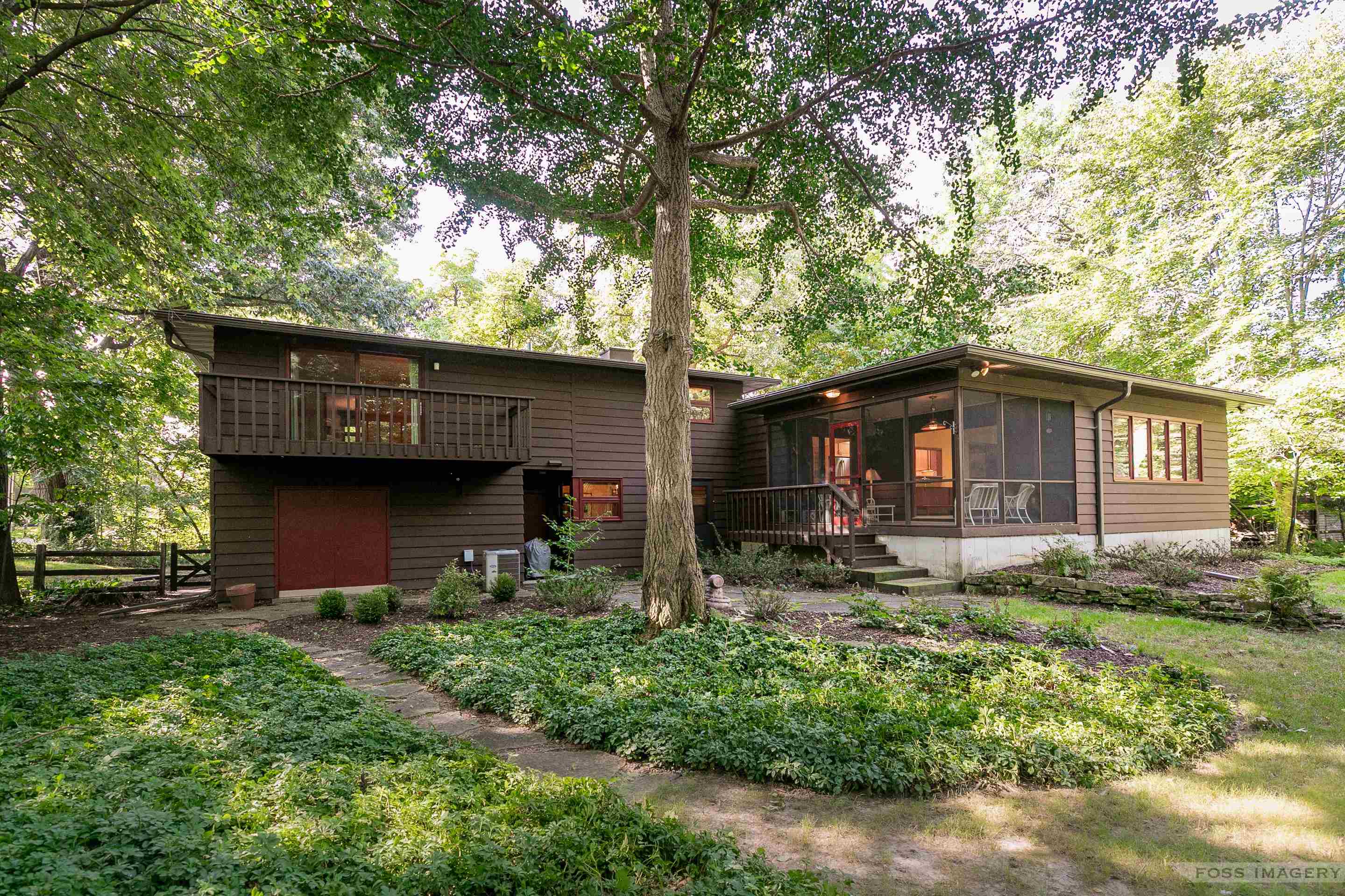 810 Woodward Drive