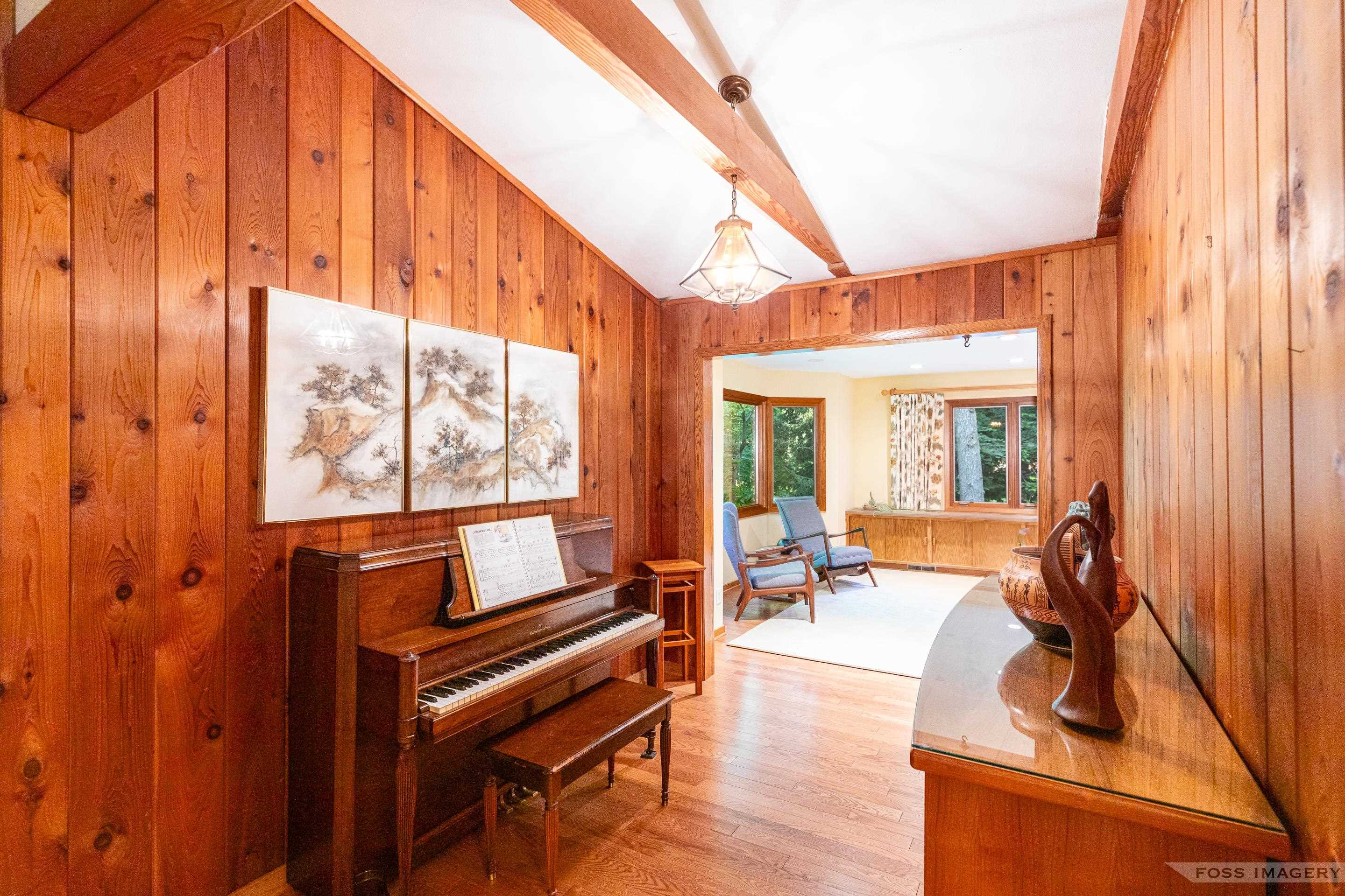 810 Woodward Drive