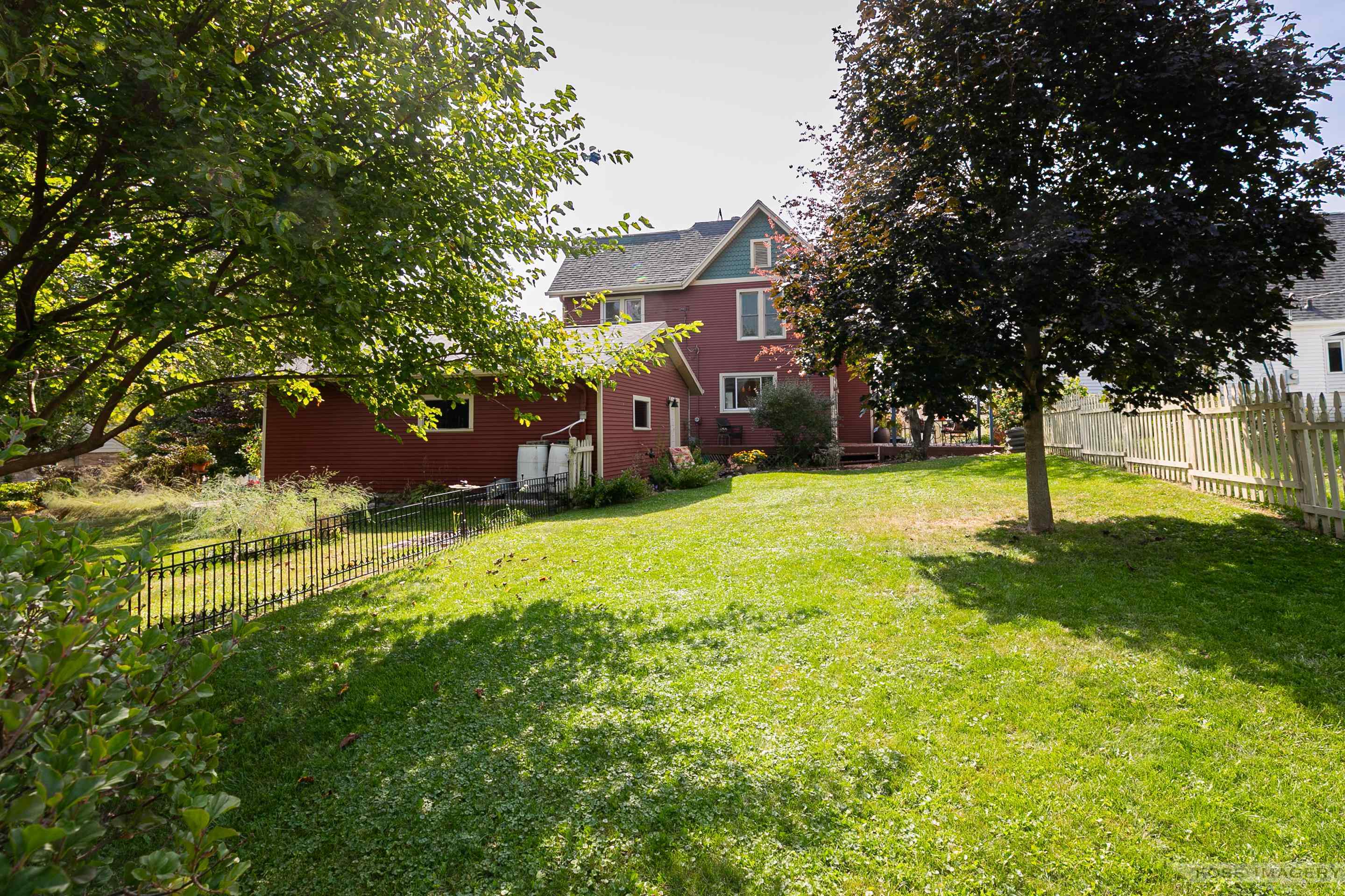 819 4th Street