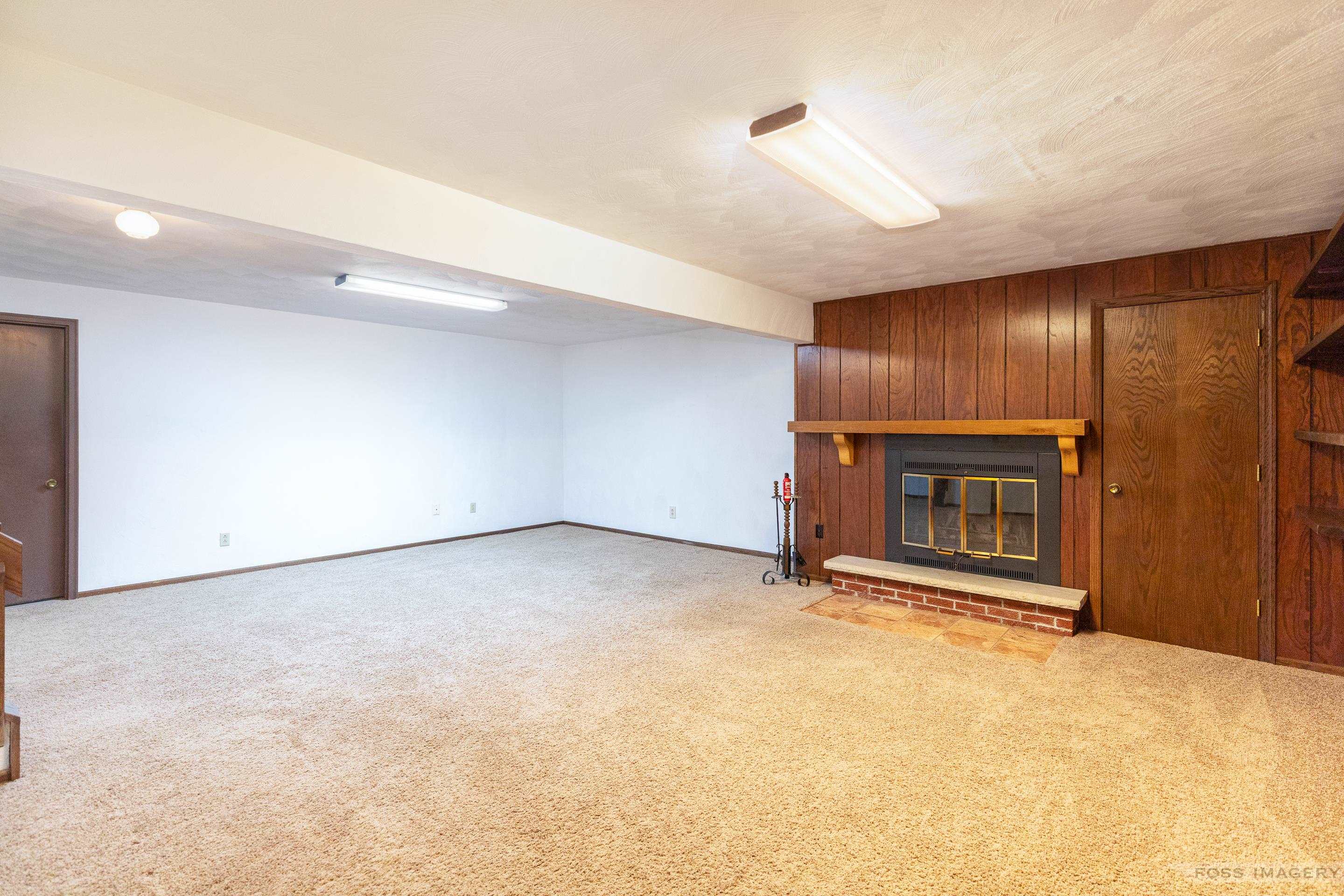1455 Wellington Drive