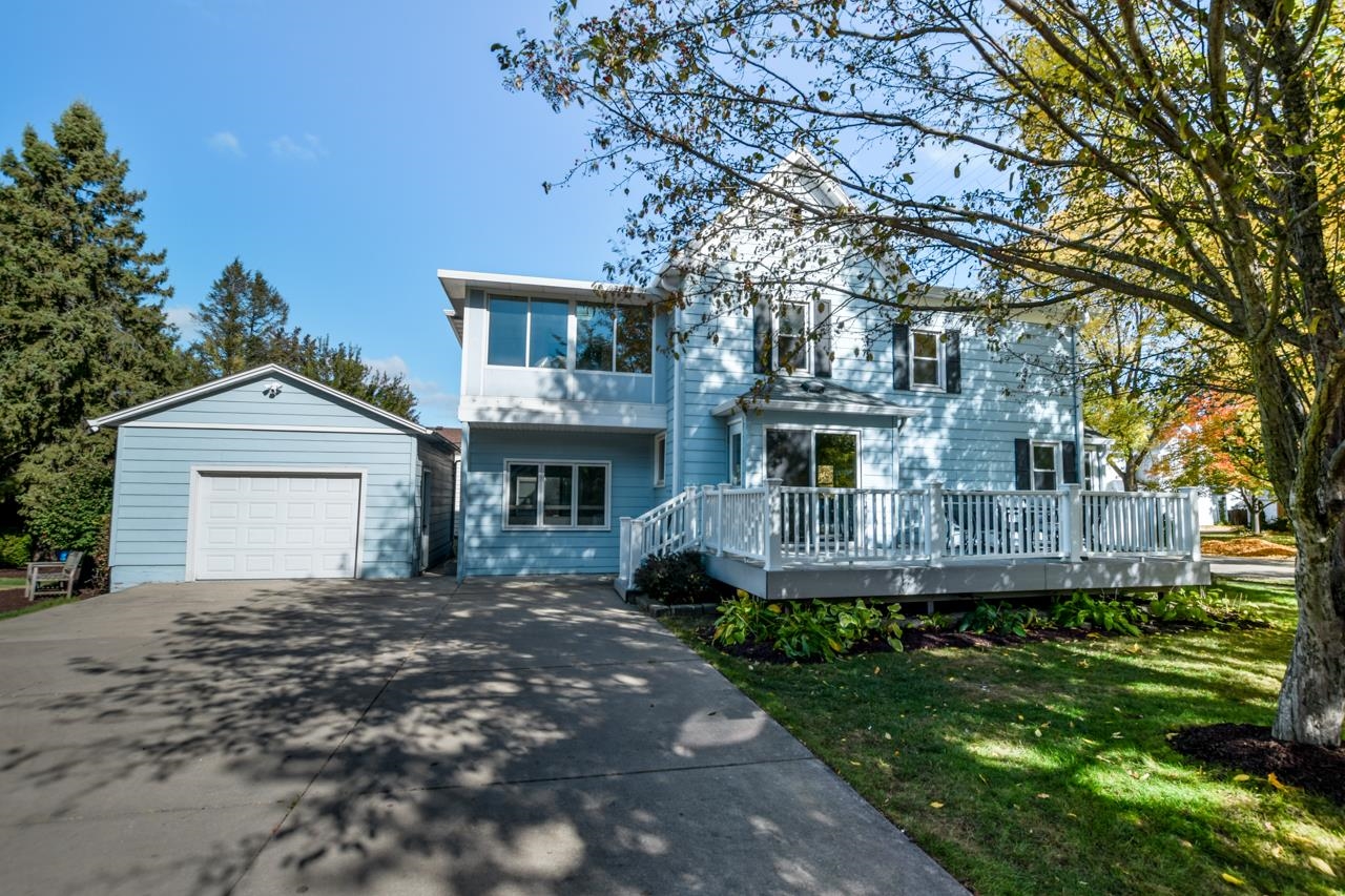 202 N Franklin Avenue