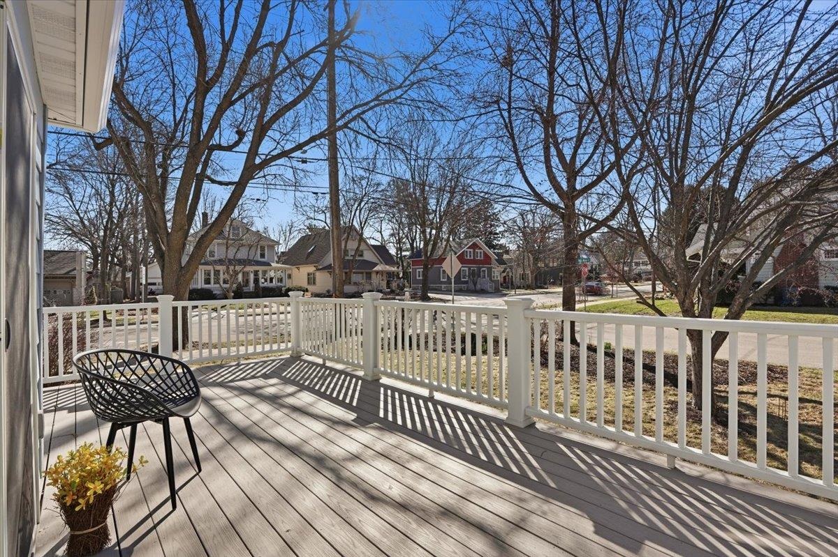 202 N Franklin Avenue