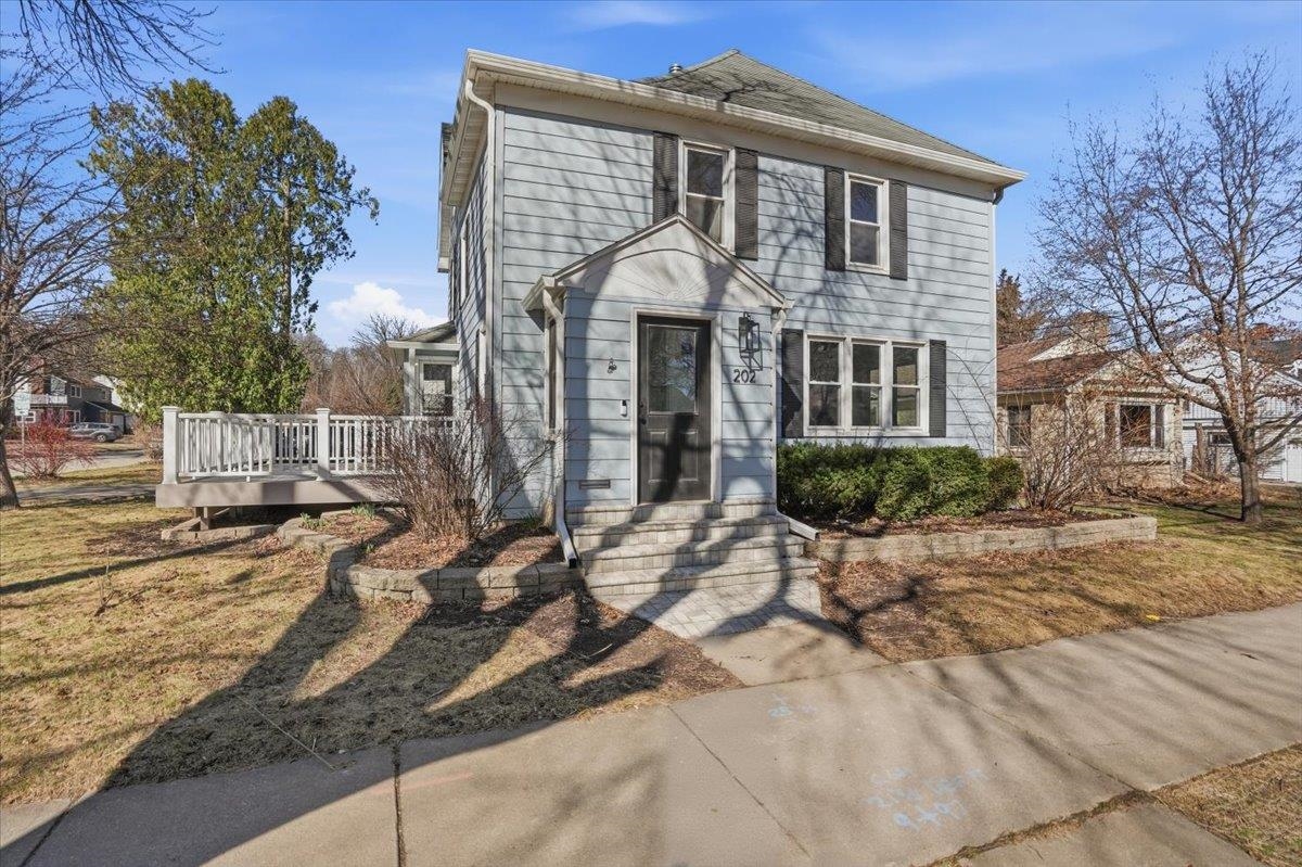 202 N Franklin Avenue