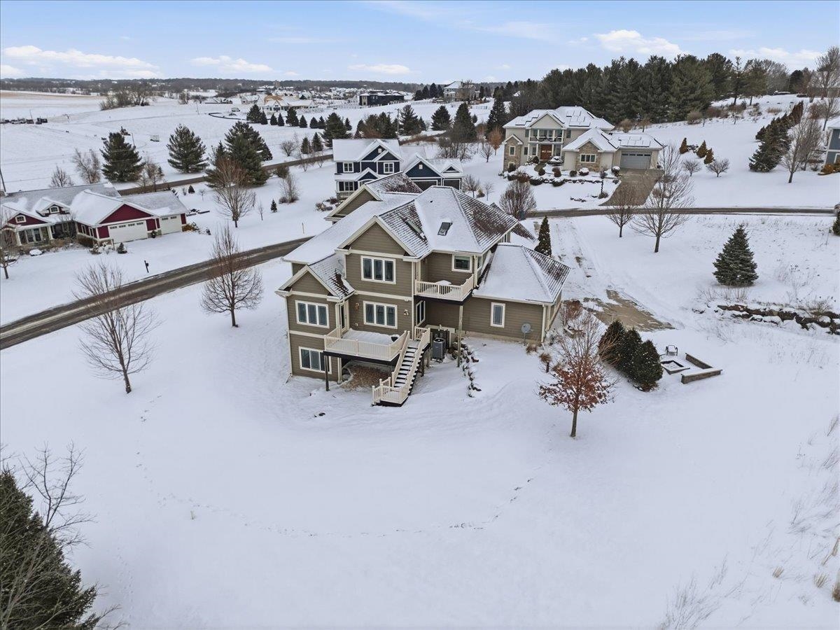 3403 Whistling Wind Way