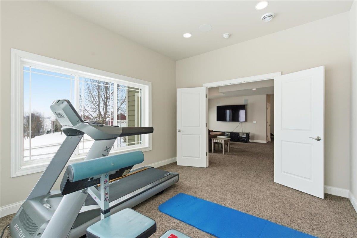 3403 Whistling Wind Way