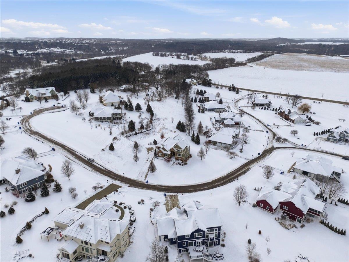 3403 Whistling Wind Way