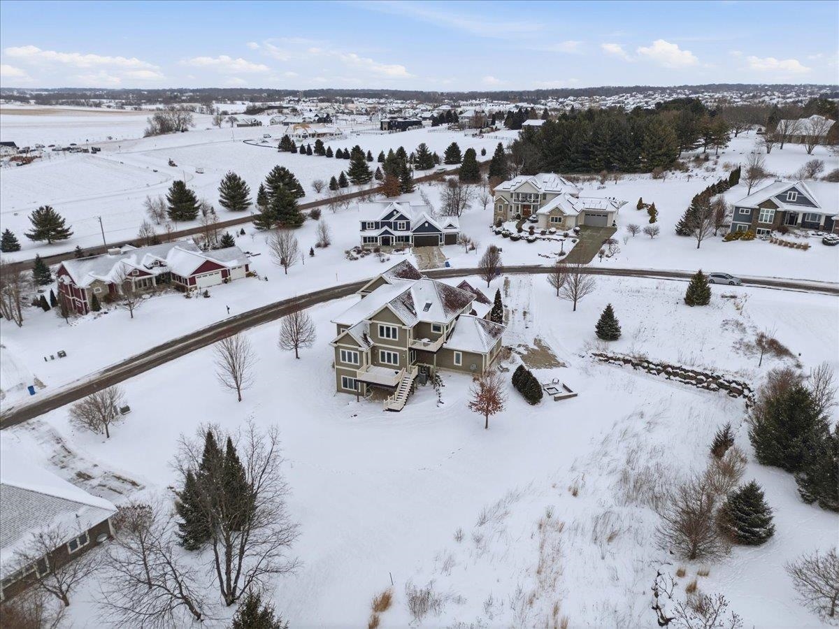 3403 Whistling Wind Way