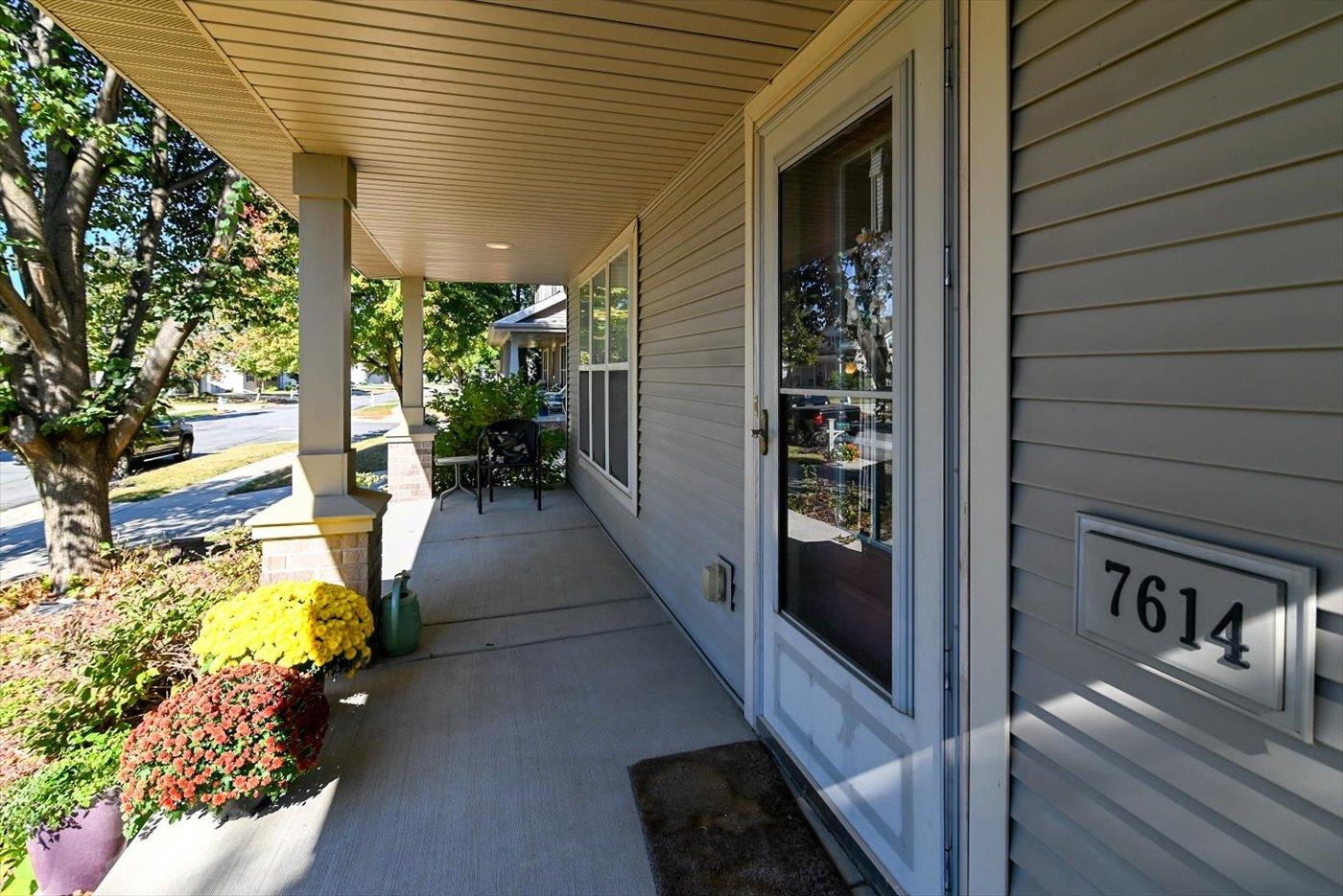 7614 Crawling Stone Road