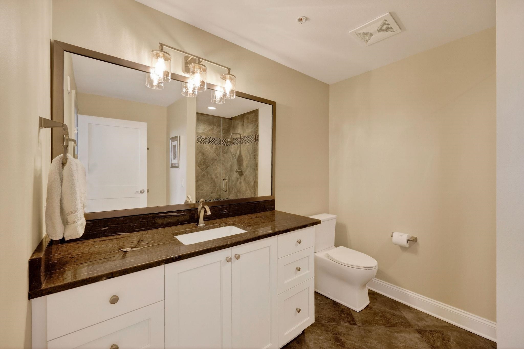 625 N Segoe Road 900