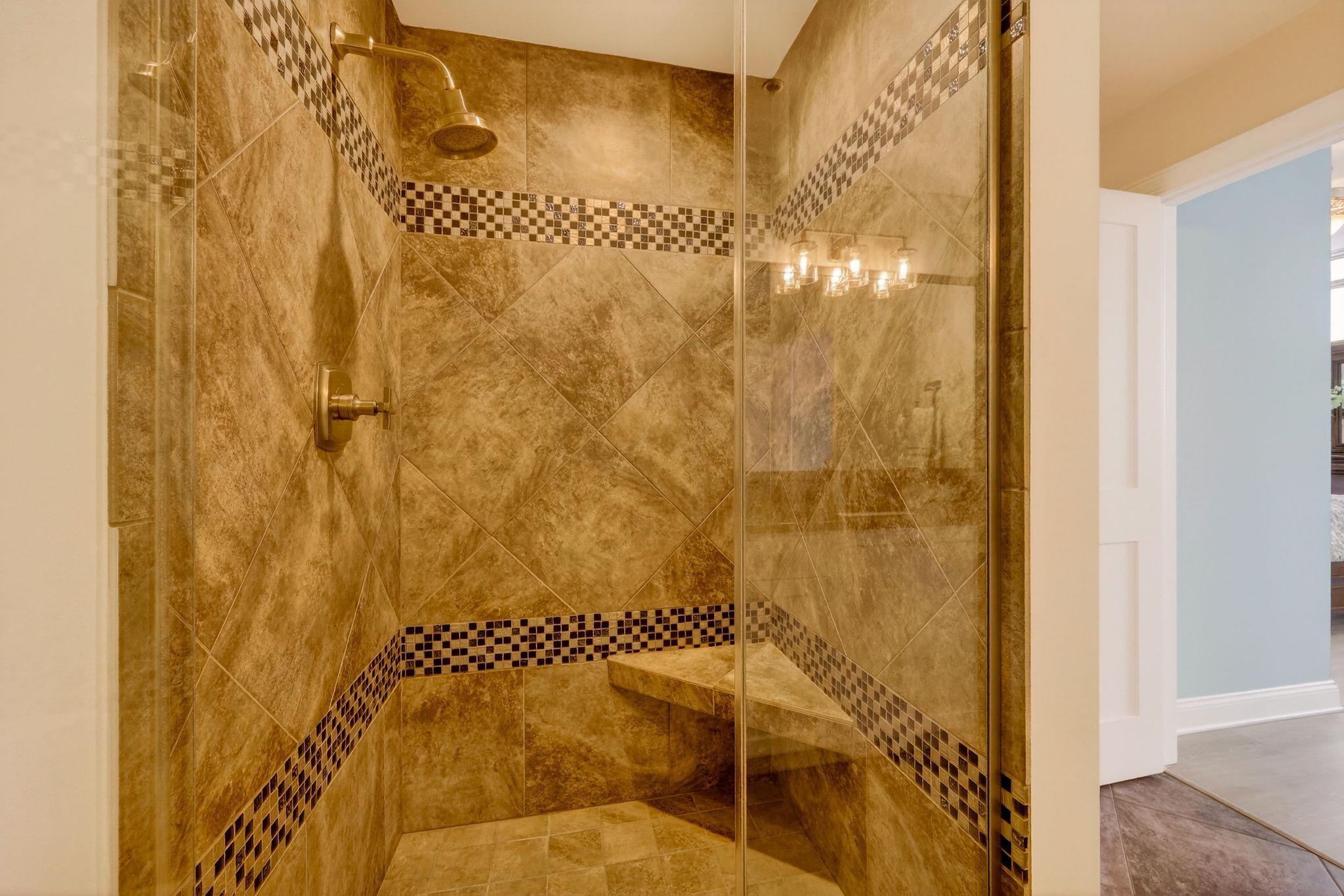 625 N Segoe Road 900