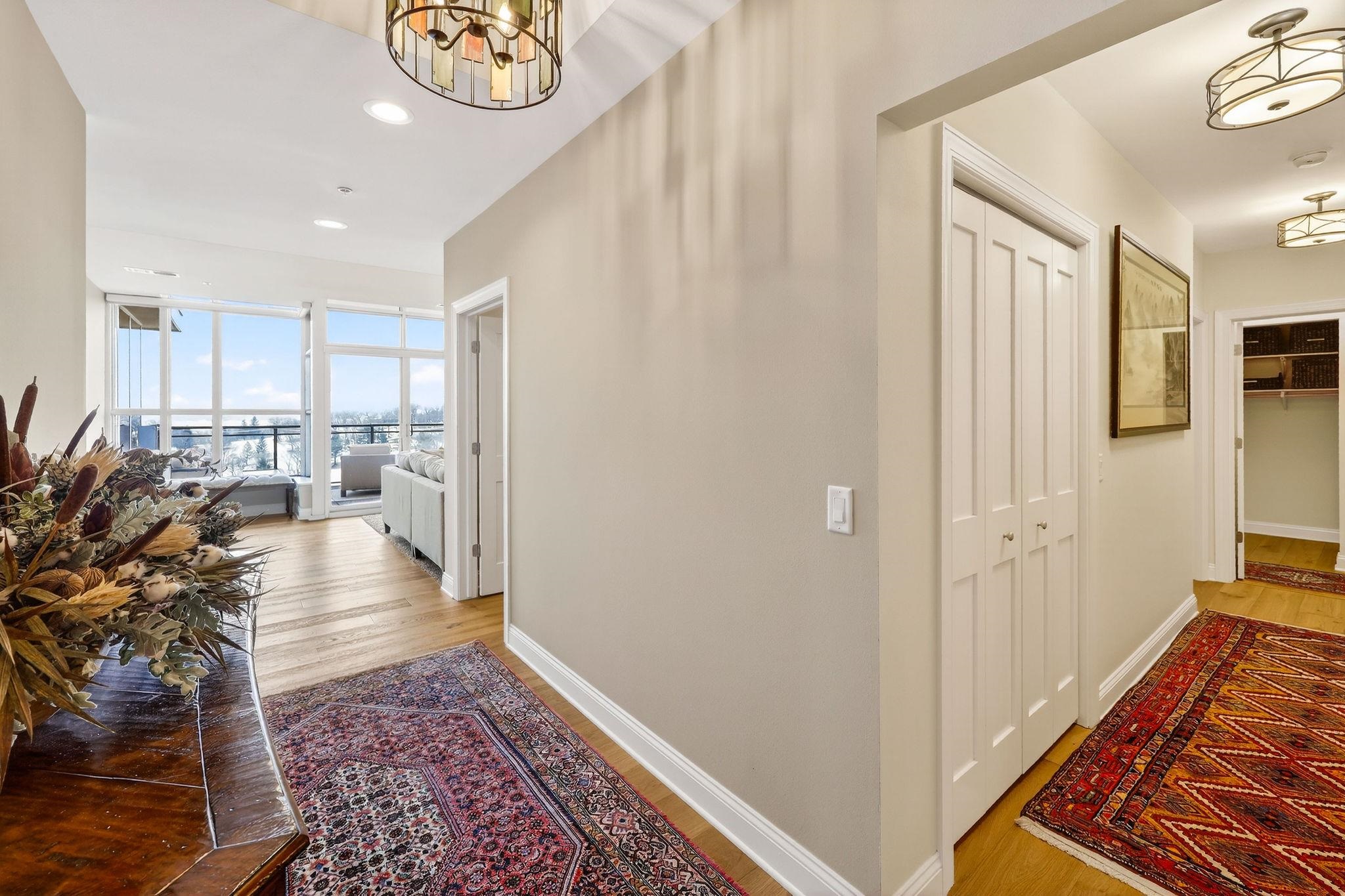 625 N Segoe Road 900