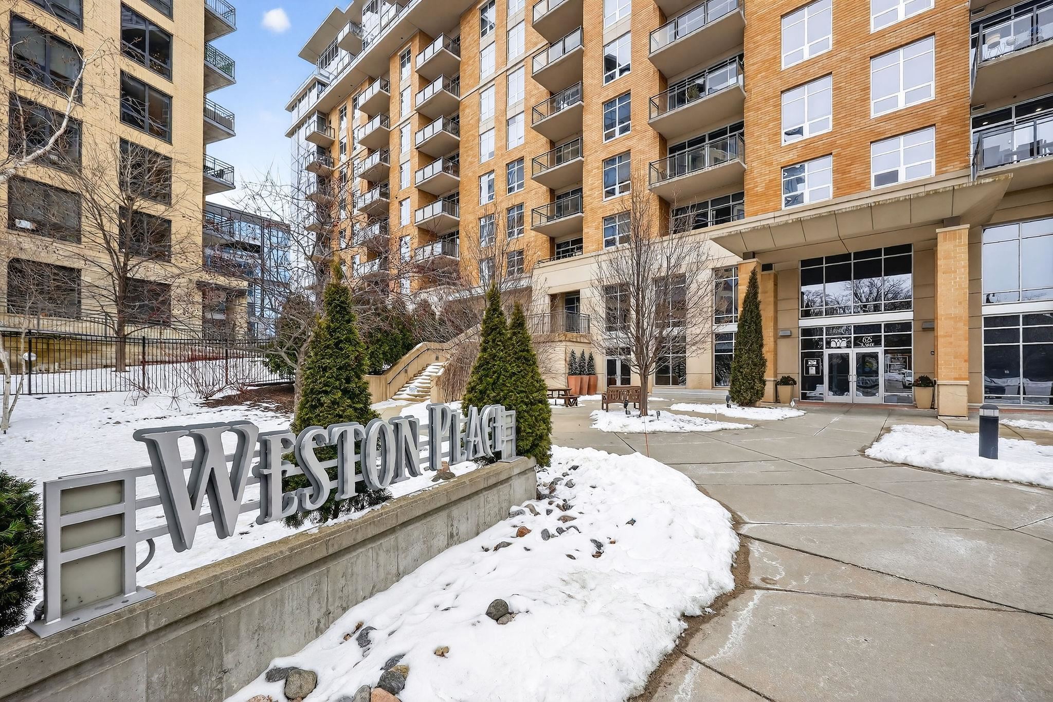 625 N Segoe Road 900