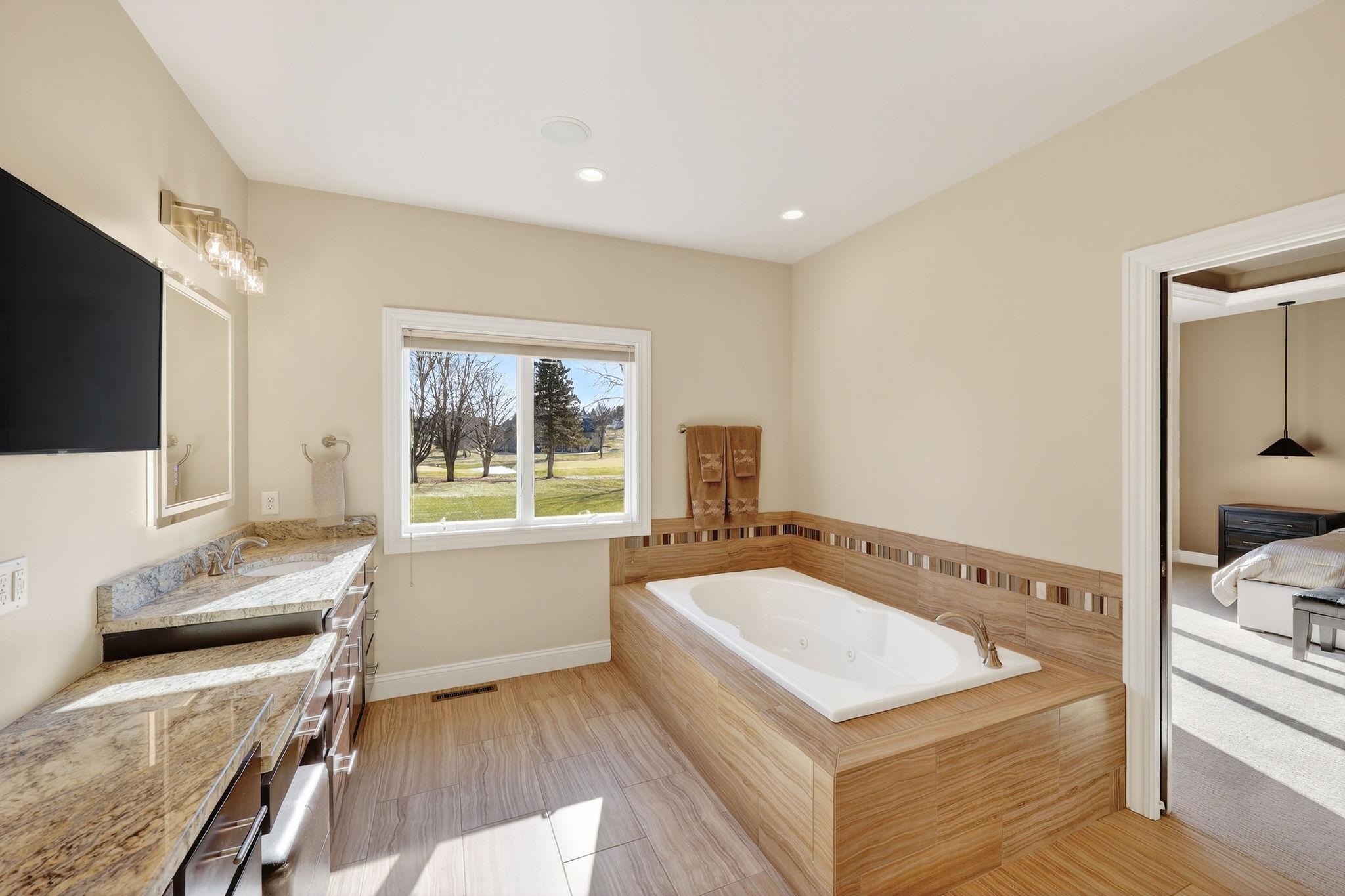 7569 Tumbledown Trail