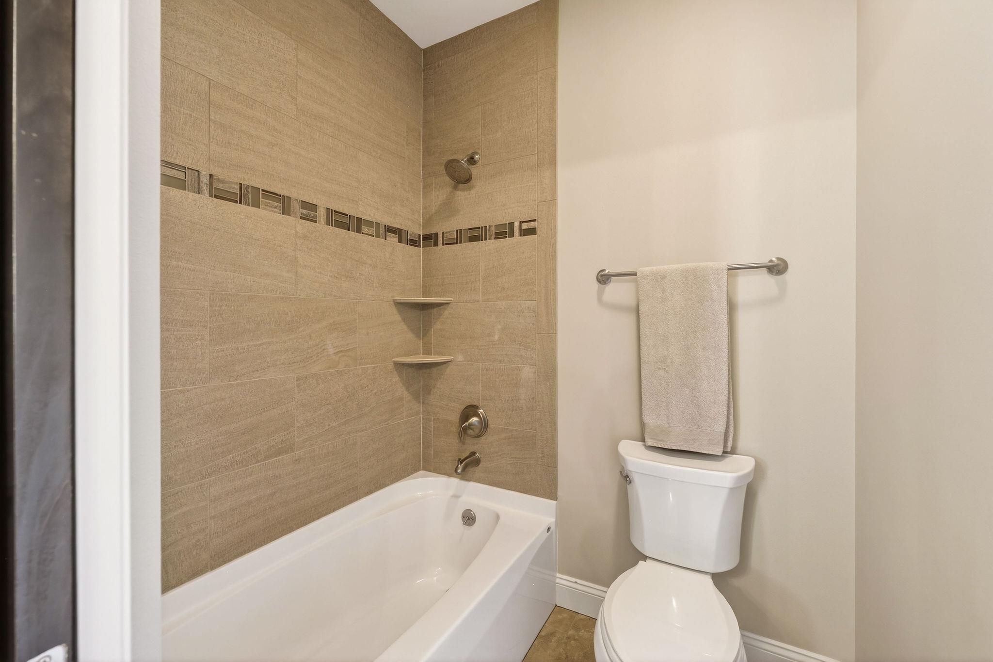 7569 Tumbledown Trail