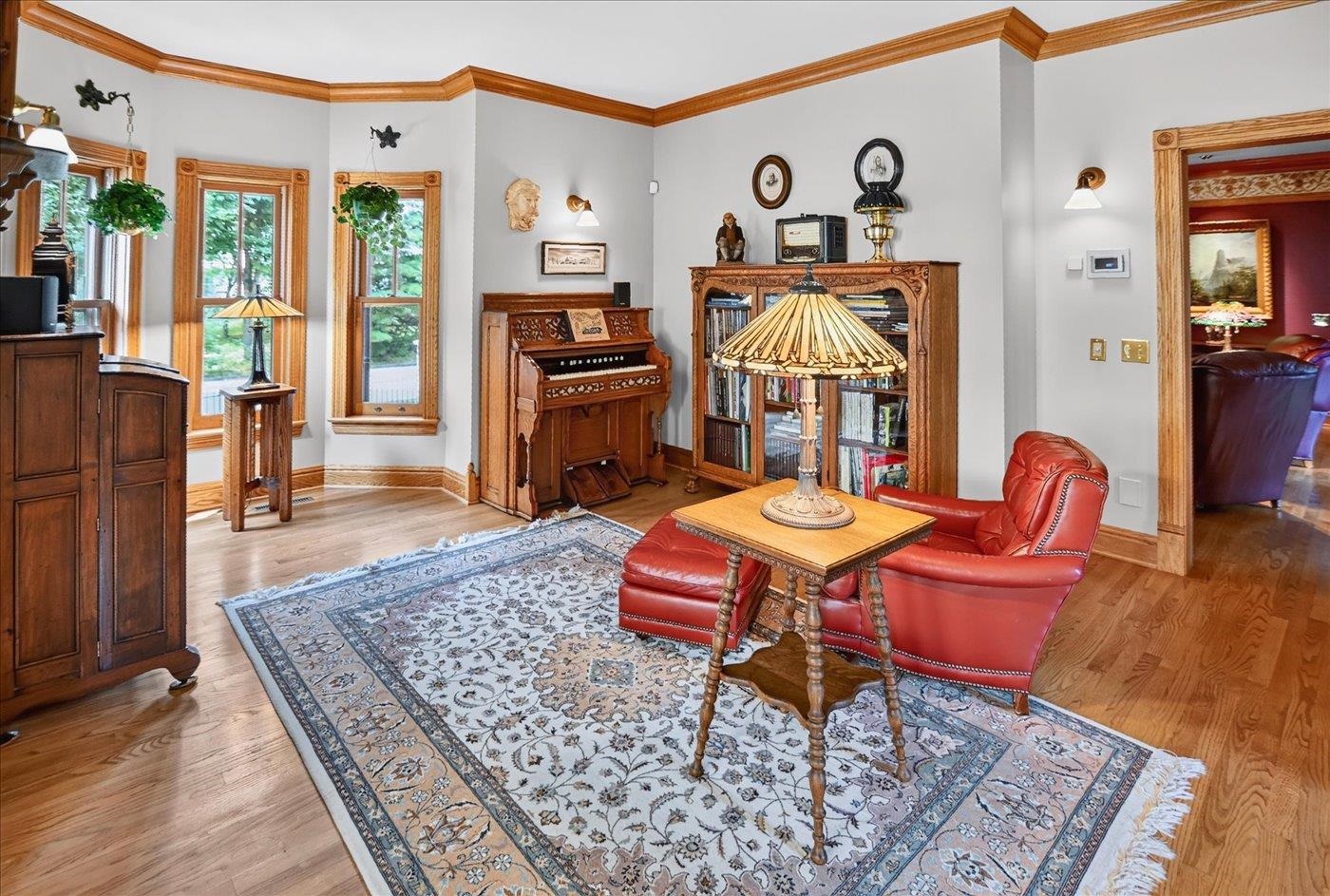 6 Pebble Beach Circle
