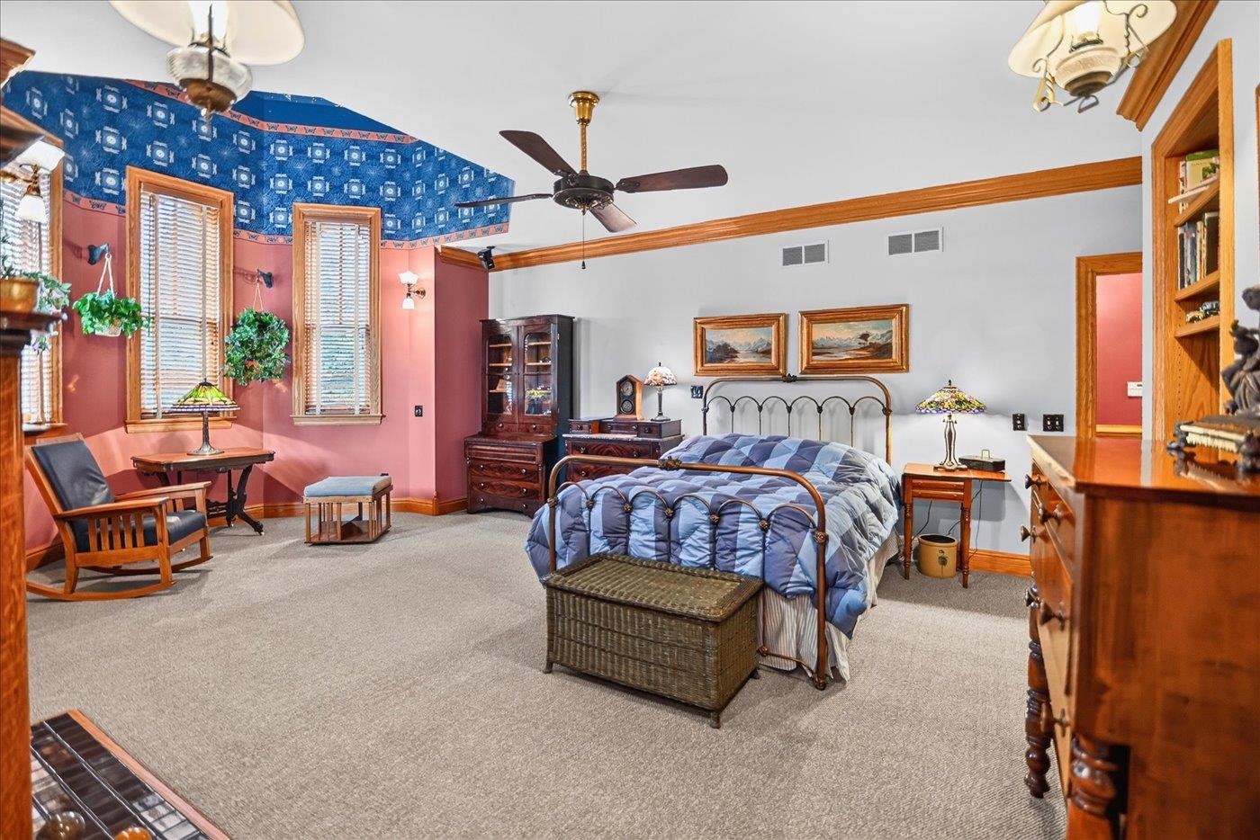 6 Pebble Beach Circle