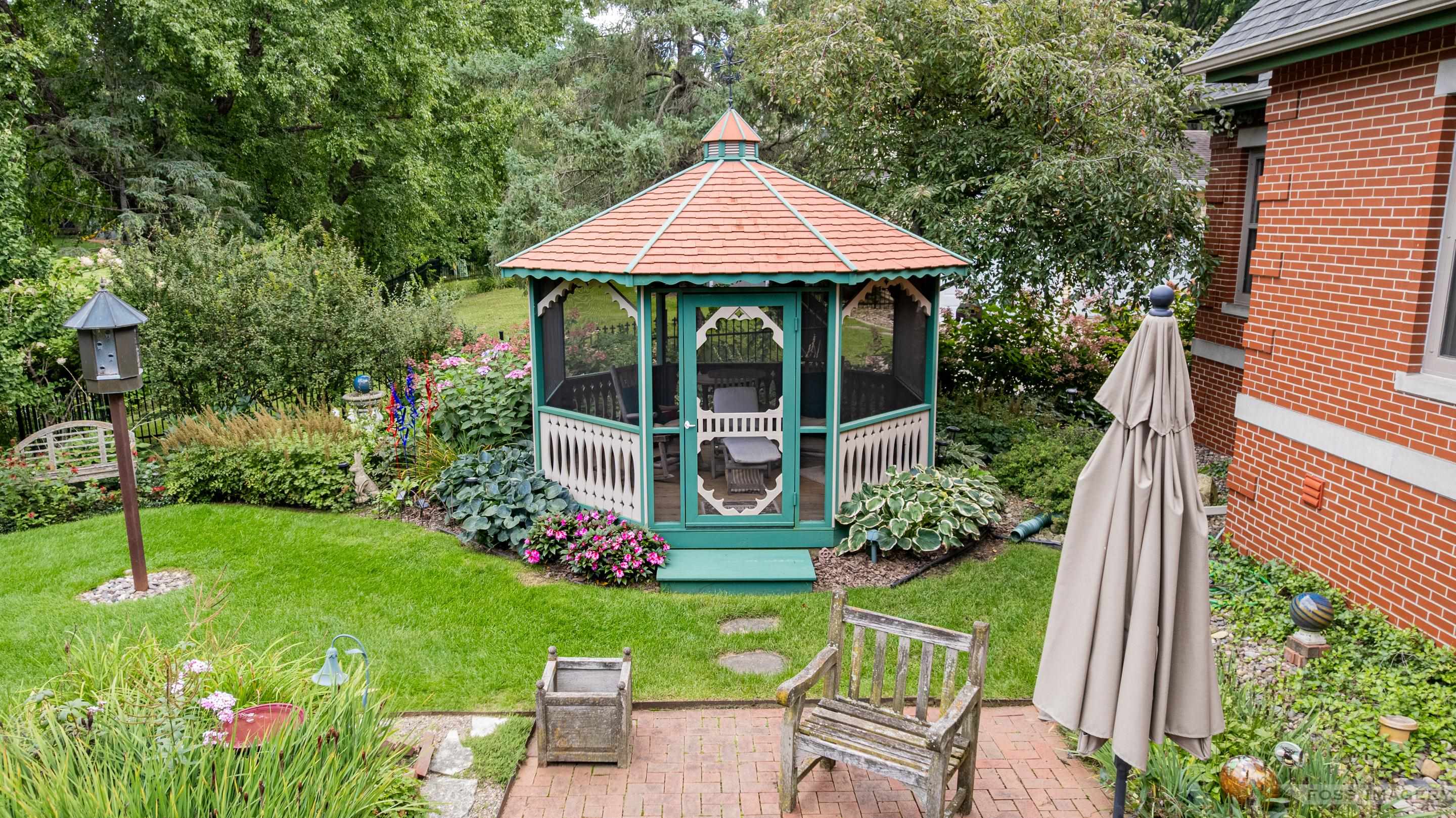 6 Pebble Beach Circle