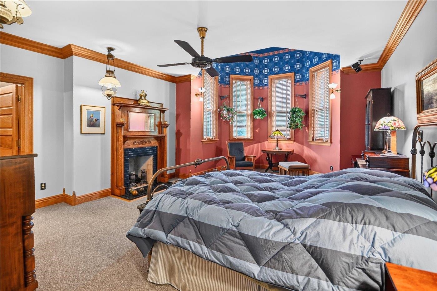 6 Pebble Beach Circle