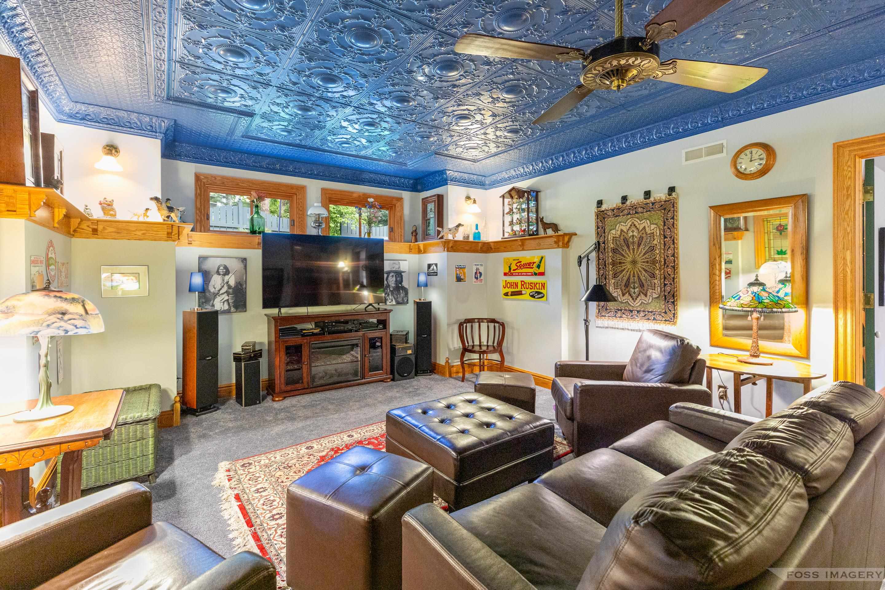 6 Pebble Beach Circle