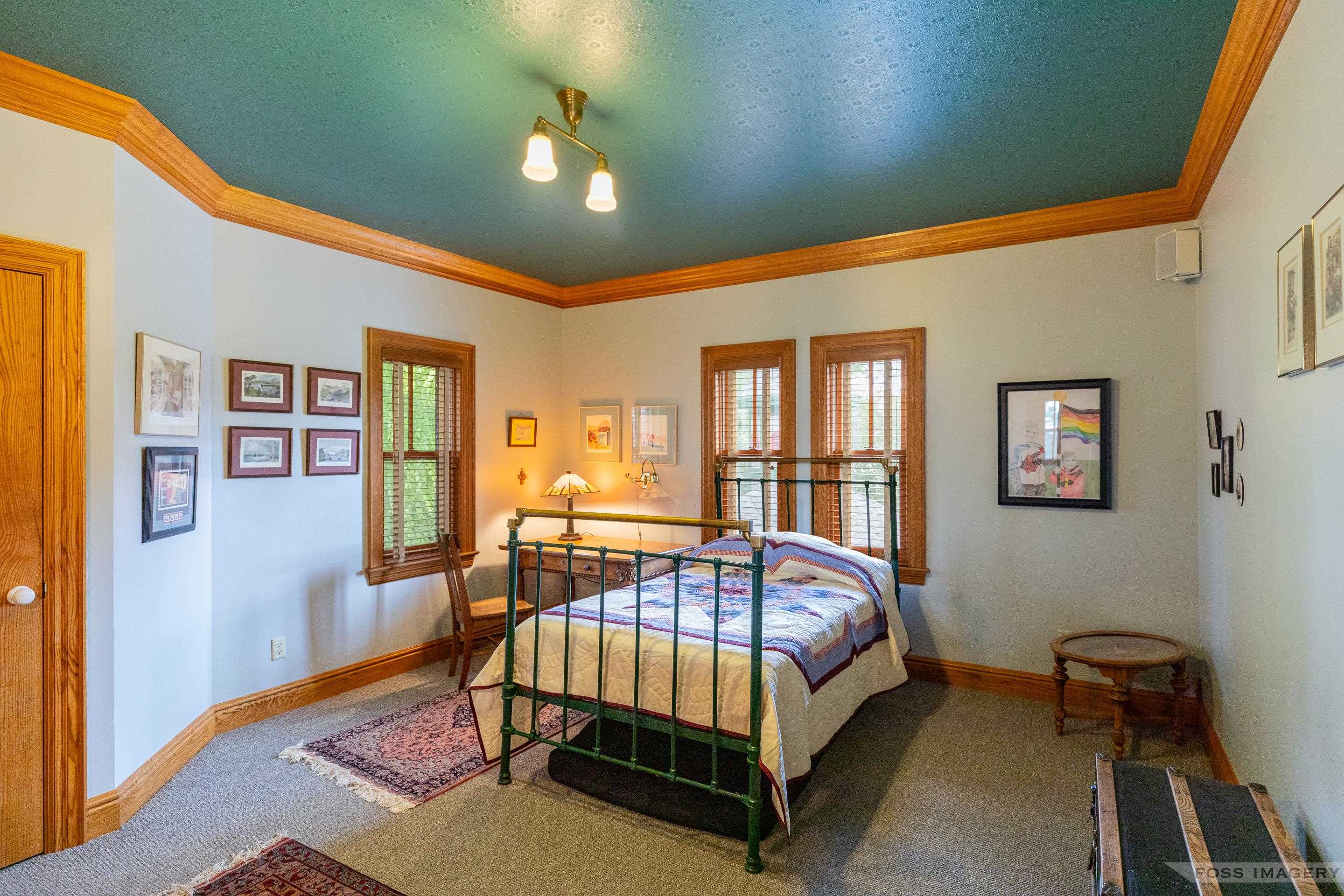 6 Pebble Beach Circle