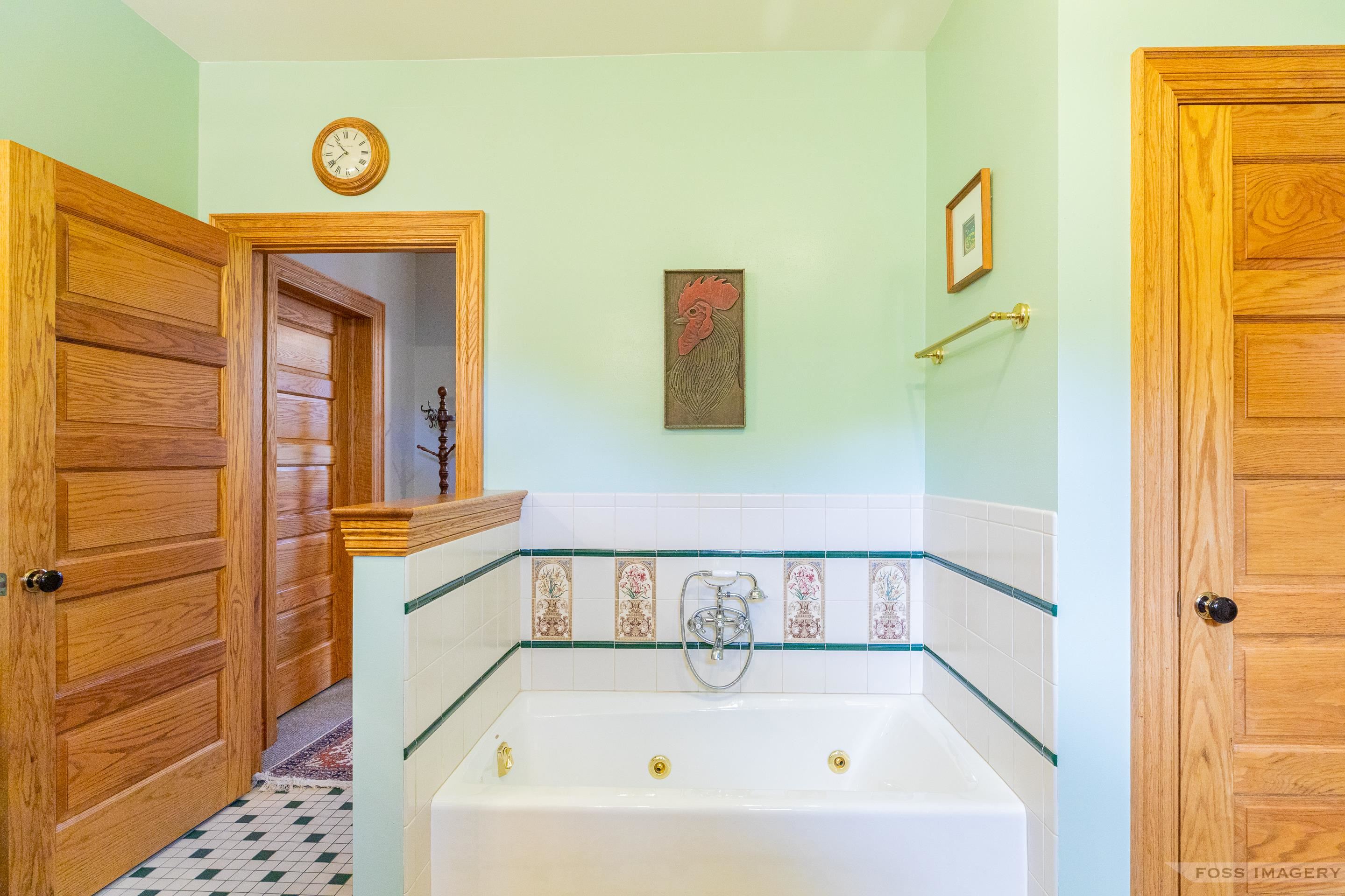 6 Pebble Beach Circle