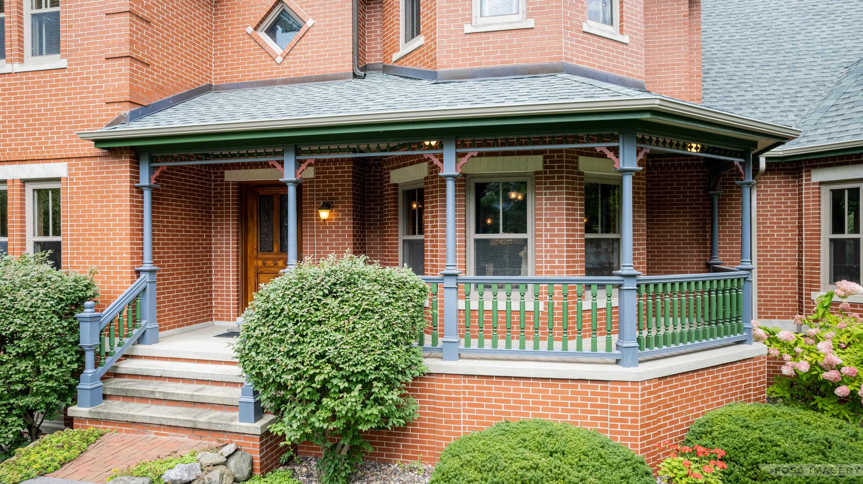 6 Pebble Beach Circle