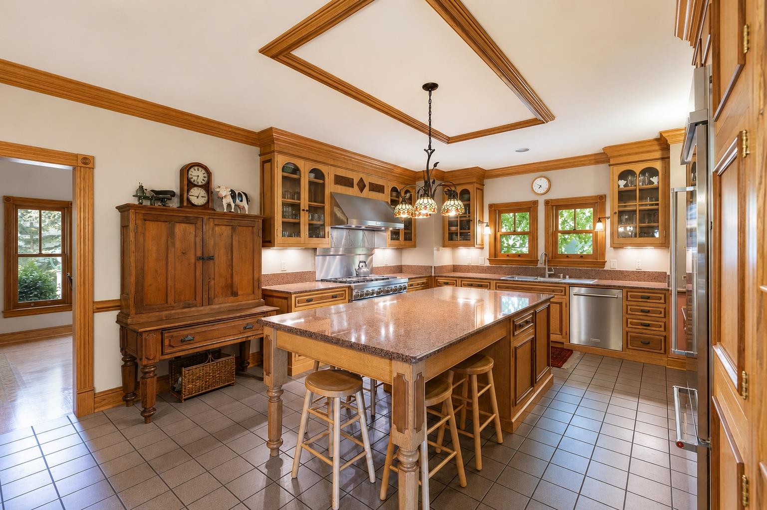 6 Pebble Beach Circle