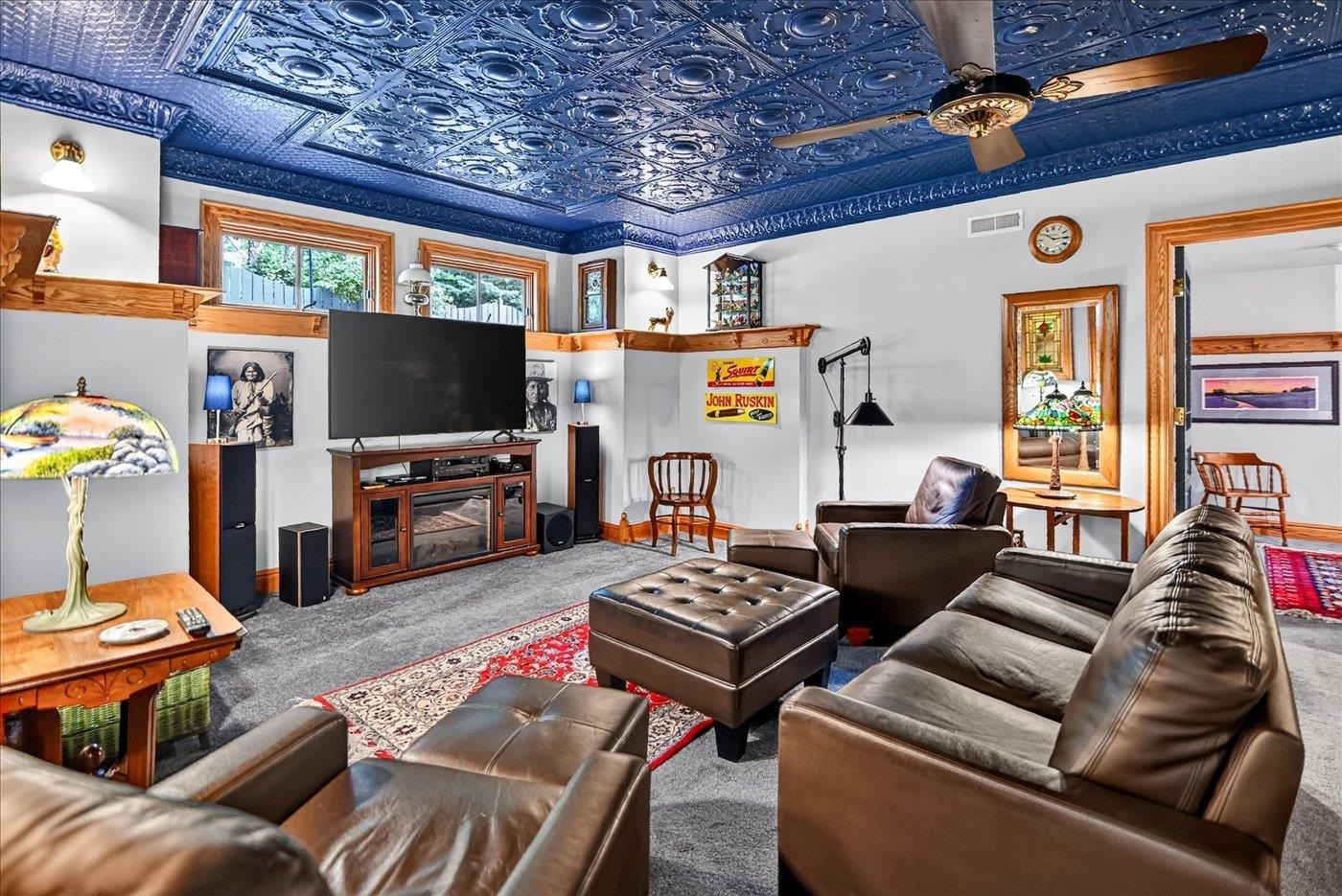 6 Pebble Beach Circle