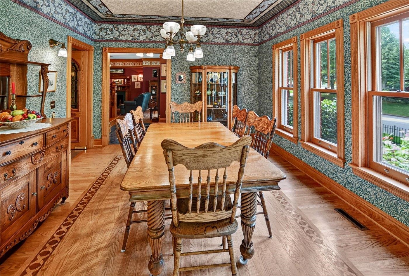 6 Pebble Beach Circle