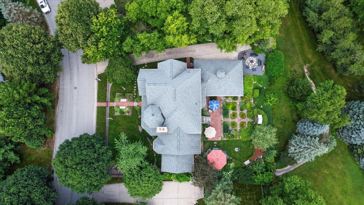 6 Pebble Beach Circle
