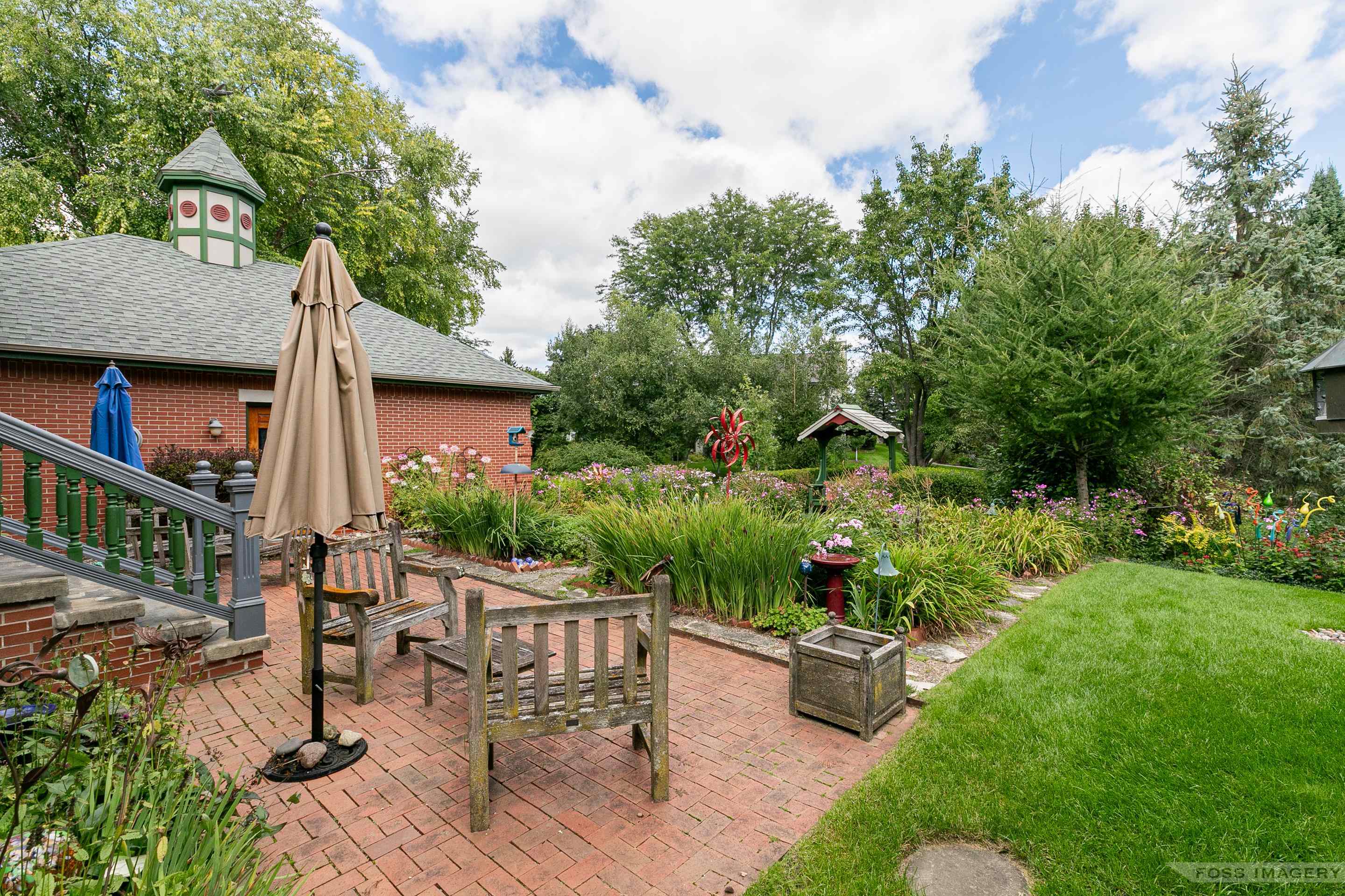 6 Pebble Beach Circle