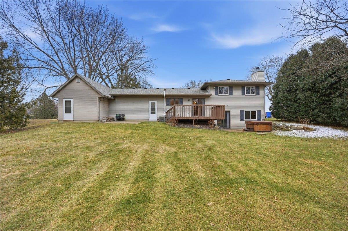 3880 Sunny Wood Drive