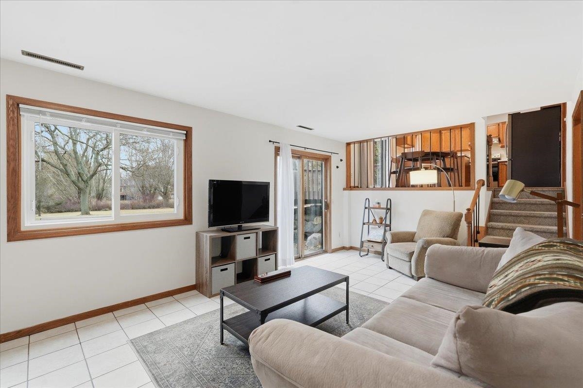 3880 Sunny Wood Drive