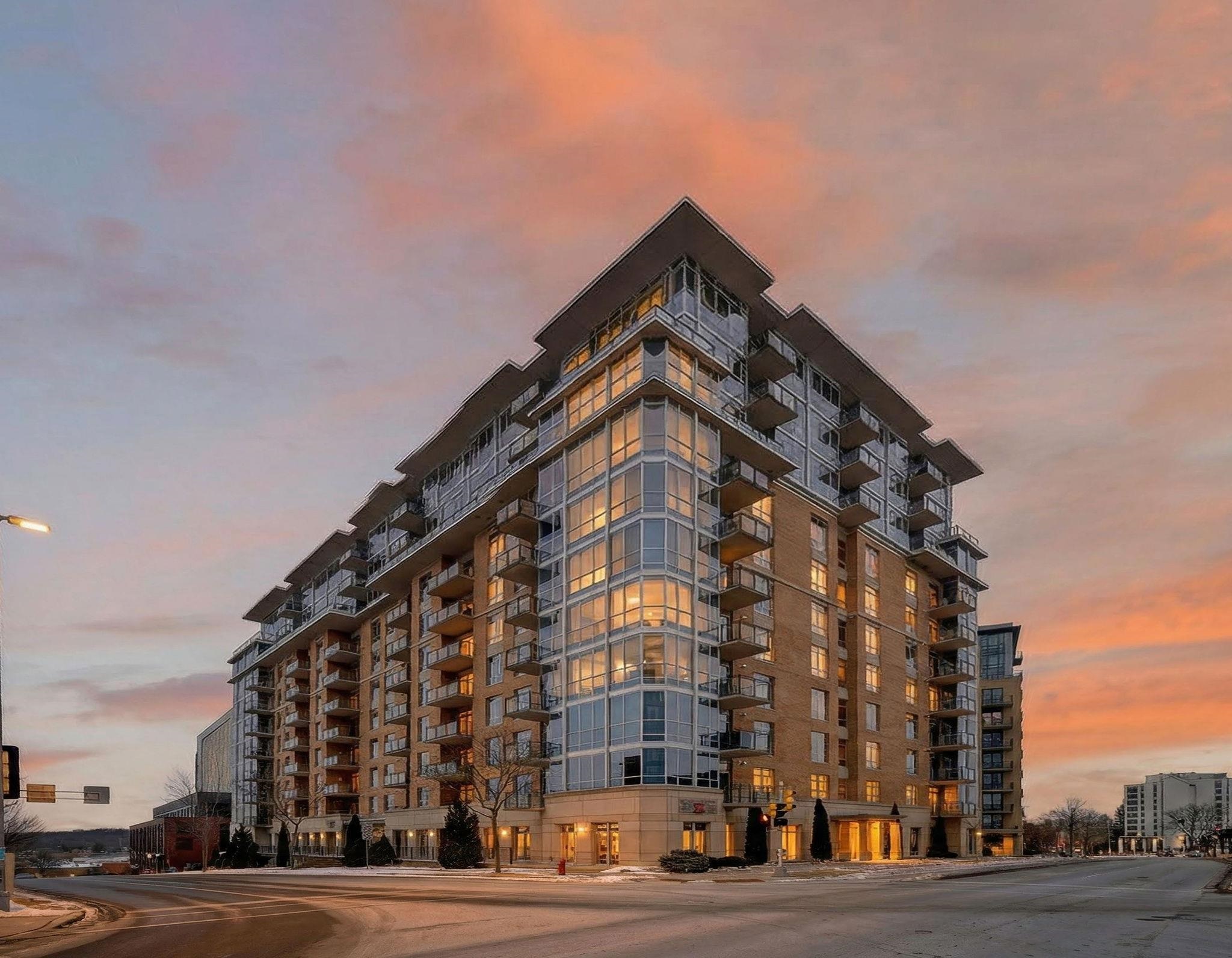 625 N Segoe Road 404