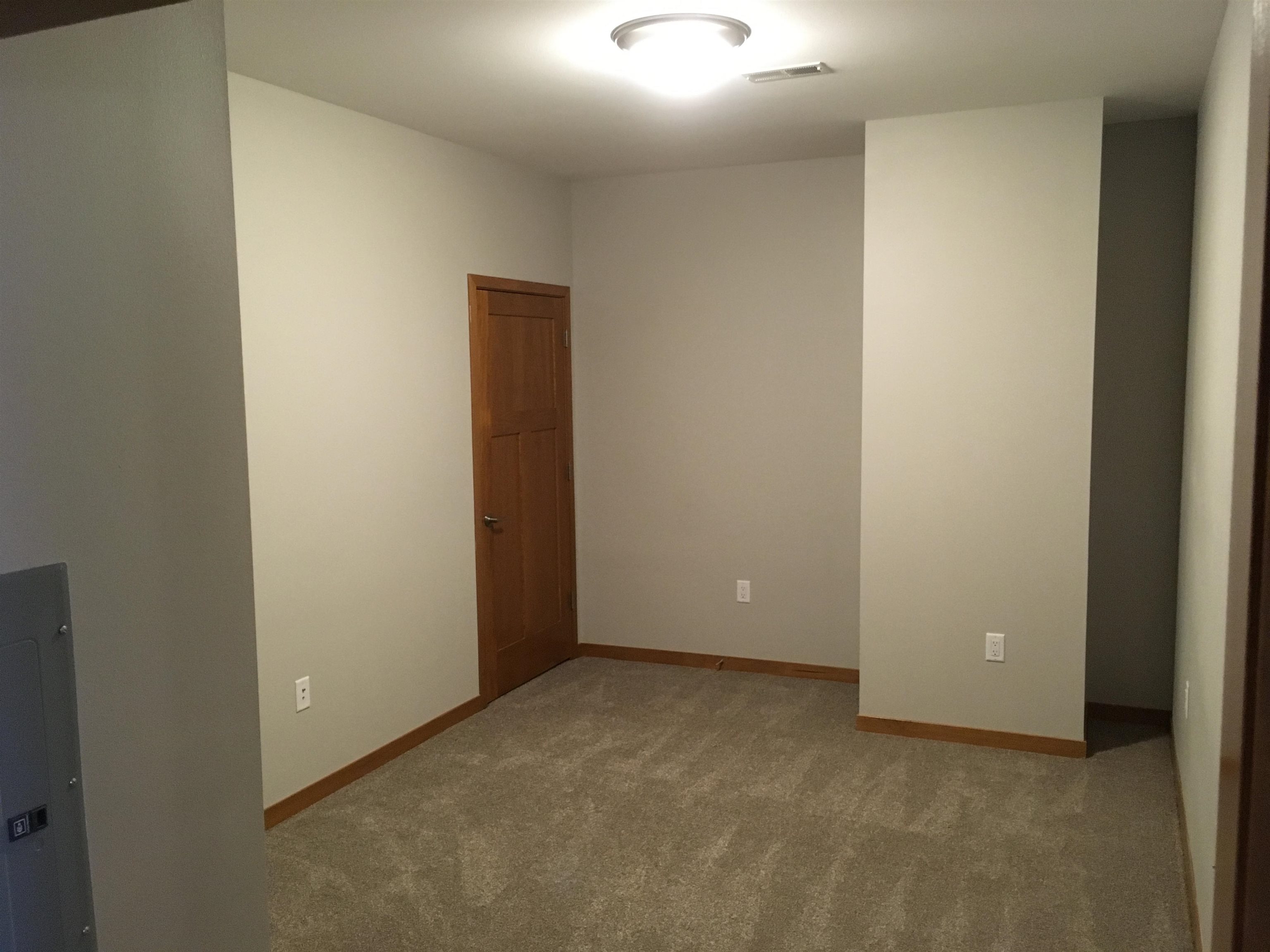 625 N Segoe Road 404
