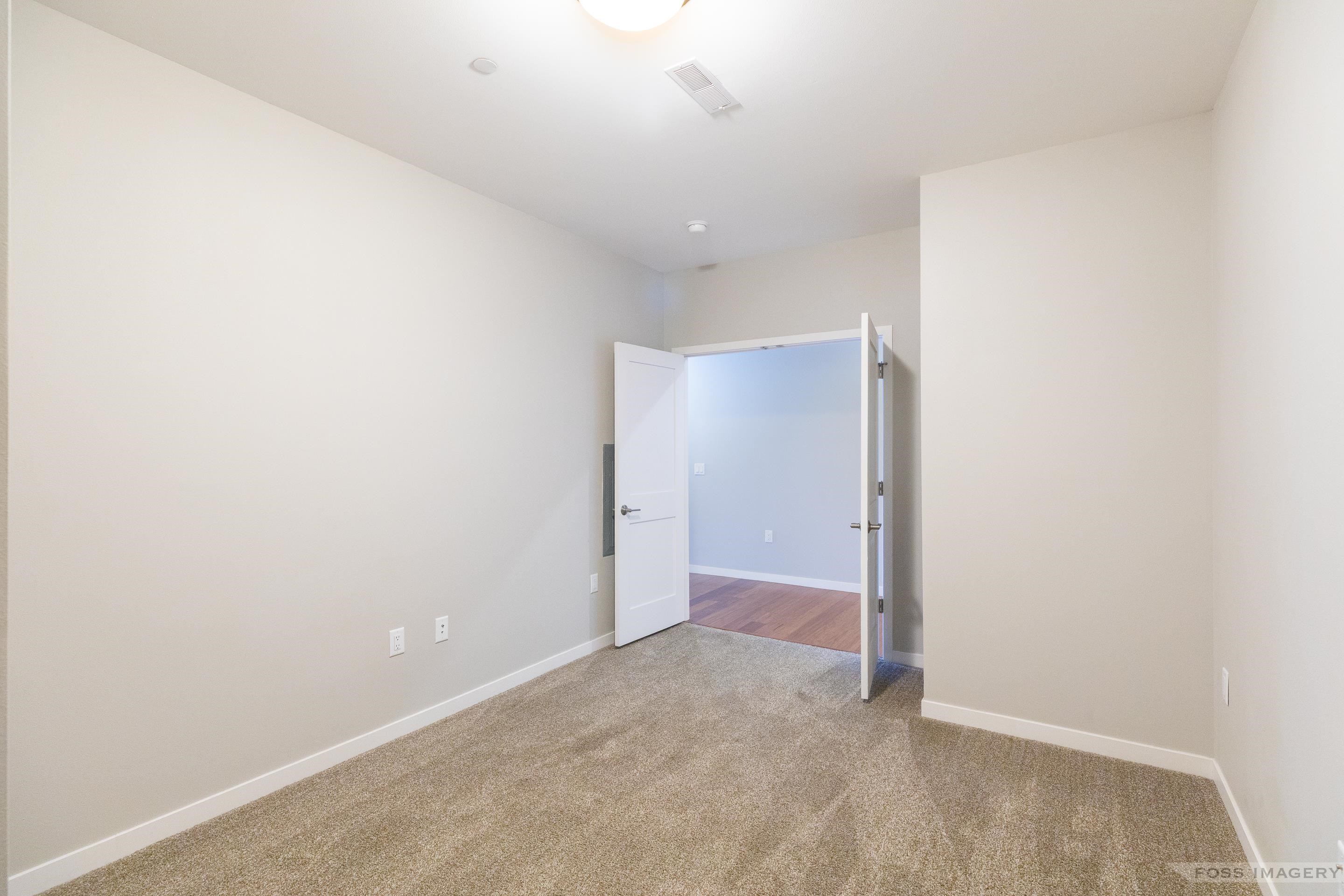 625 N Segoe Road 504