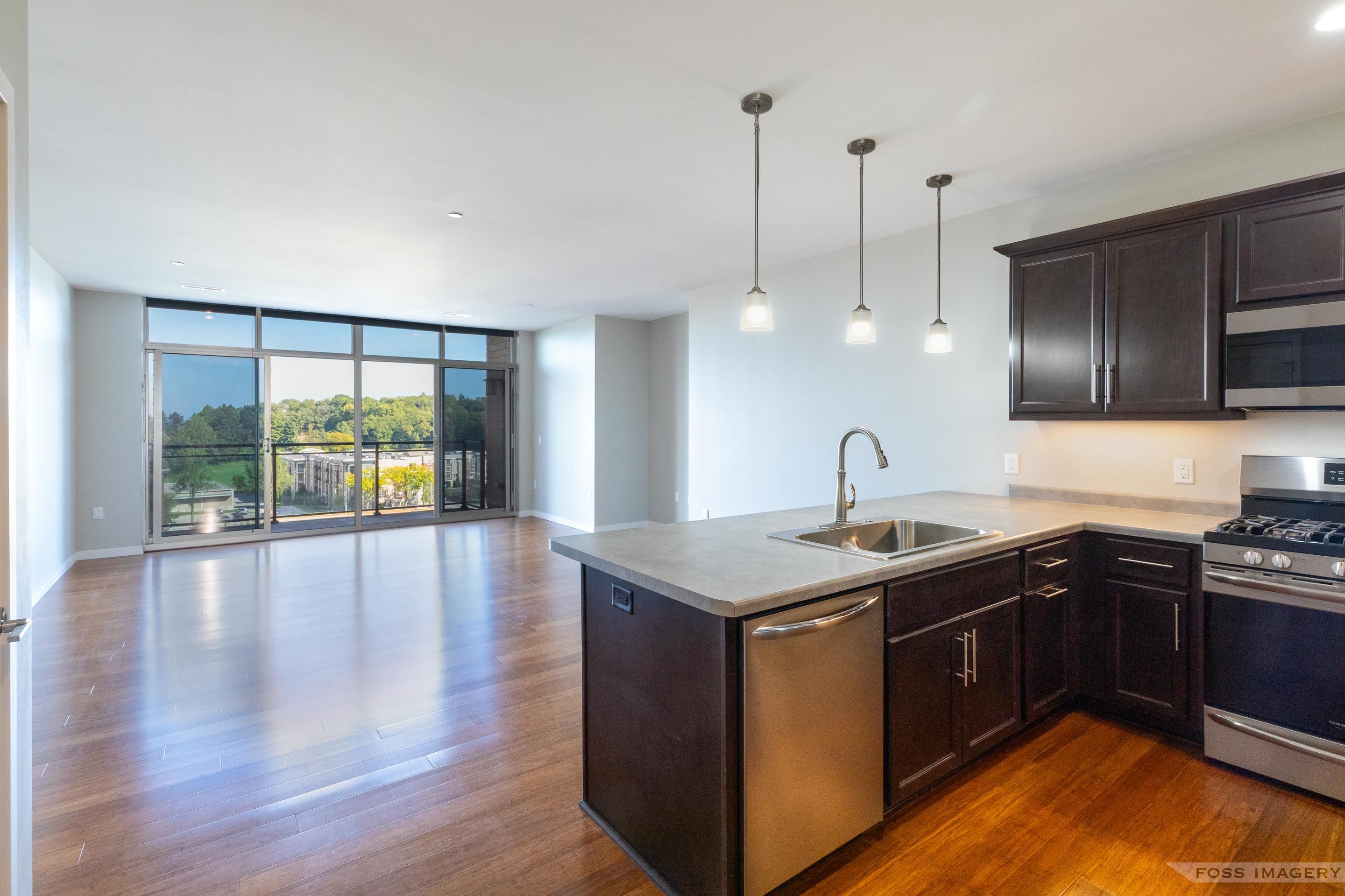 625 N Segoe Road 504