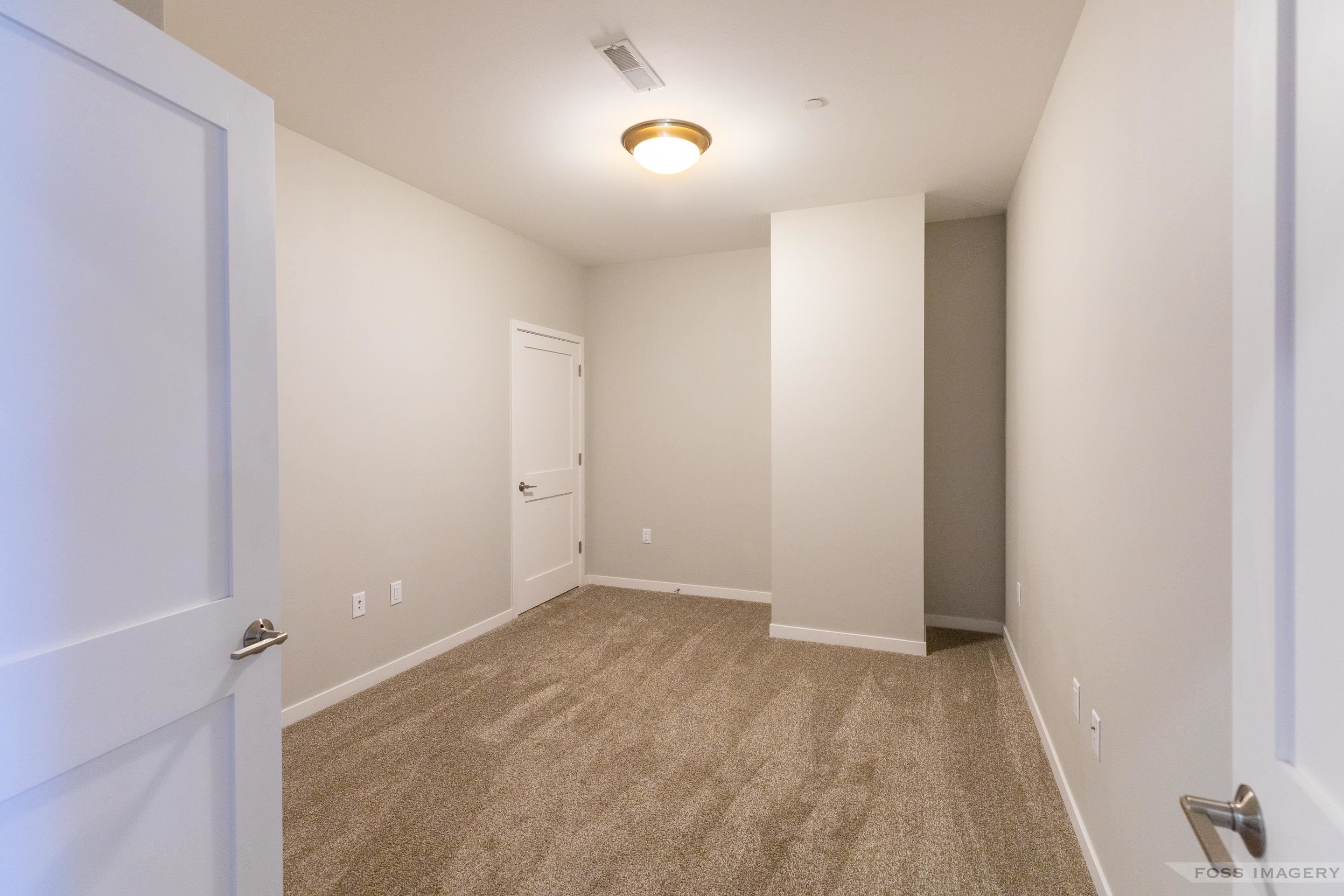 625 N Segoe Road 504